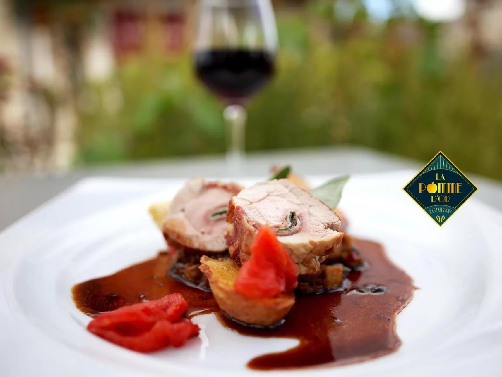 Food in HOTEL BELLEVUE