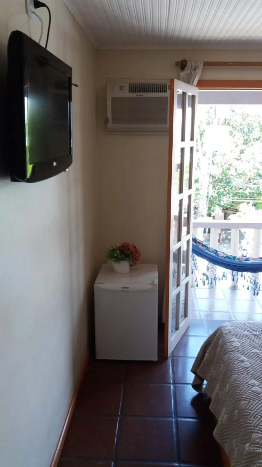 TV/Entertainment Center in Pousada L'escale