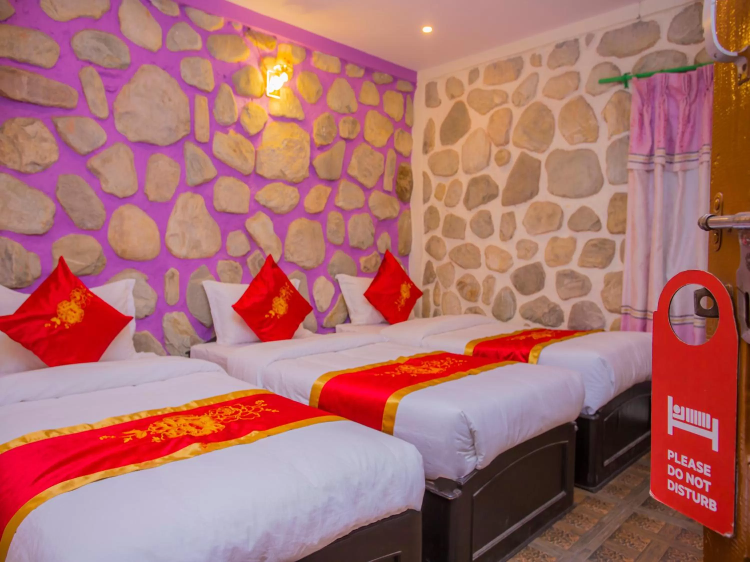 Bedroom, Bed in Hotel Fewa Corner & Restro