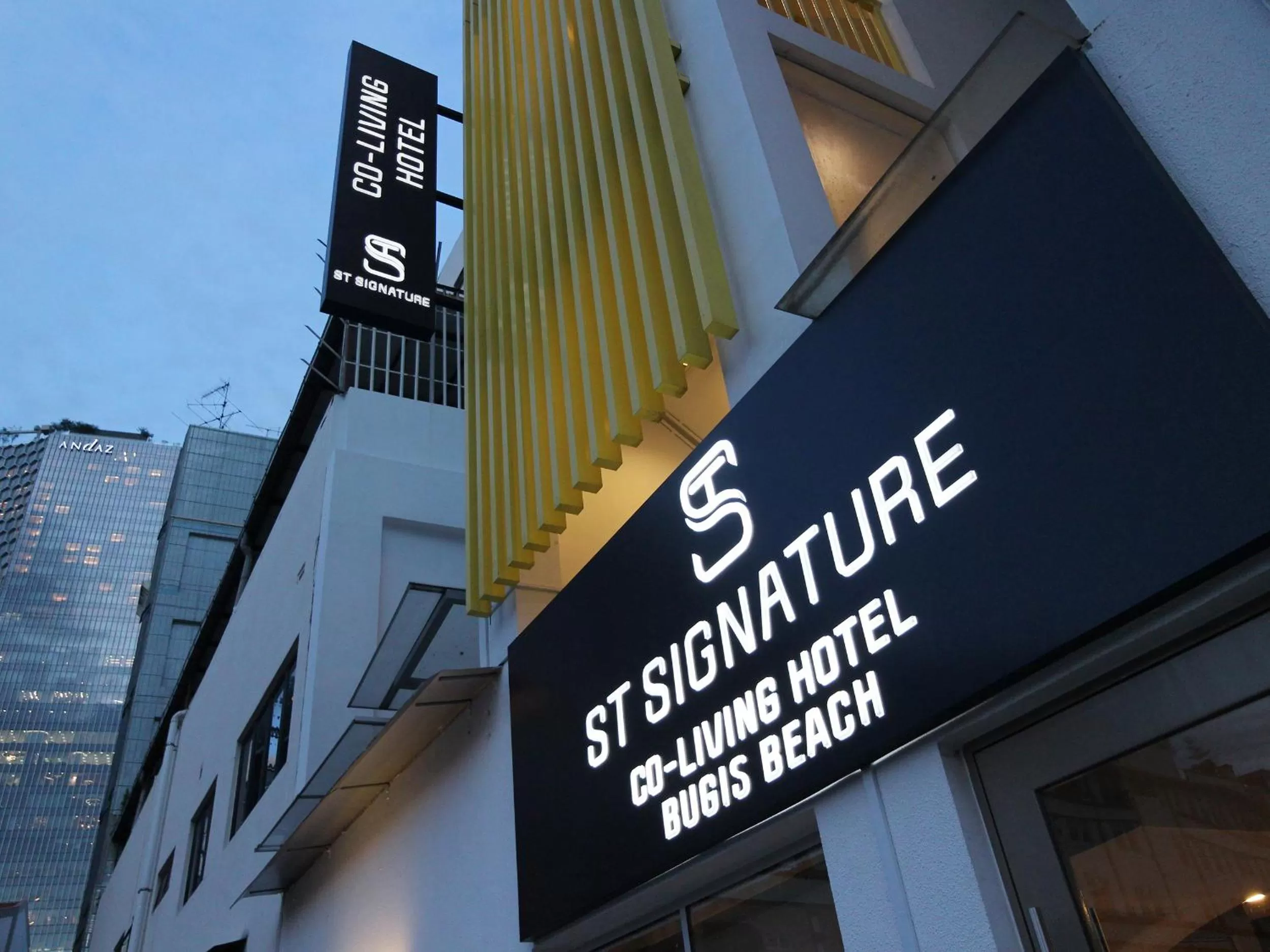 Property logo or sign in ST Signature Bugis Beach, DAYUSE, 8-9 Hours, check in 8AM or 11AM