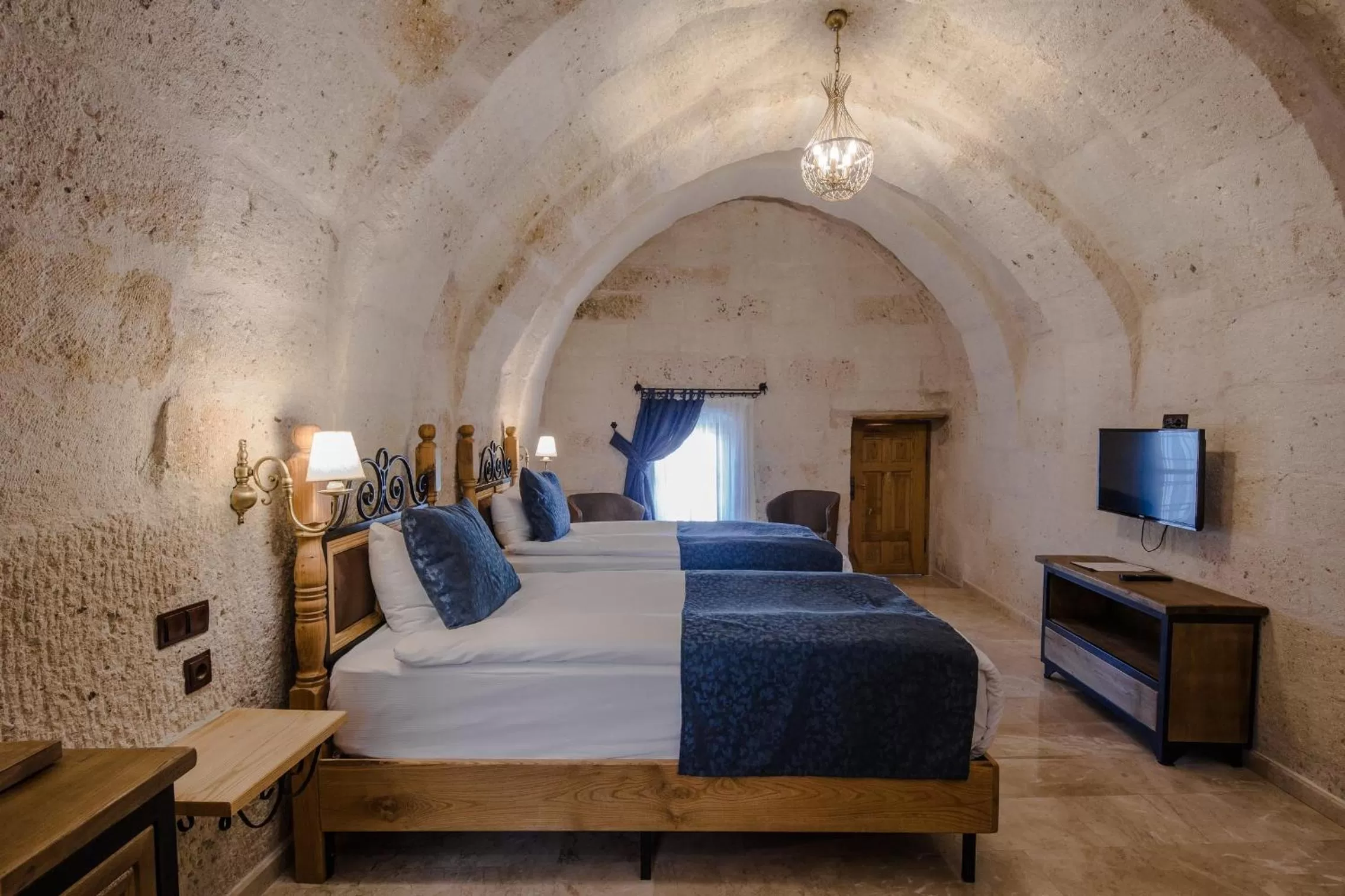 Bed in Lunar Cappadocia Hotel