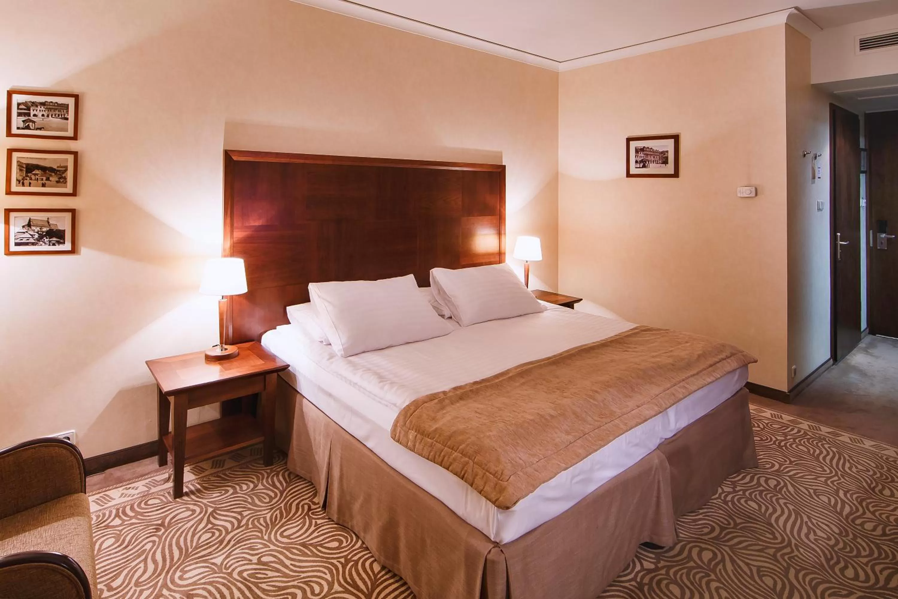 Photo of the whole room, Bed in Hotel Król Kazimierz