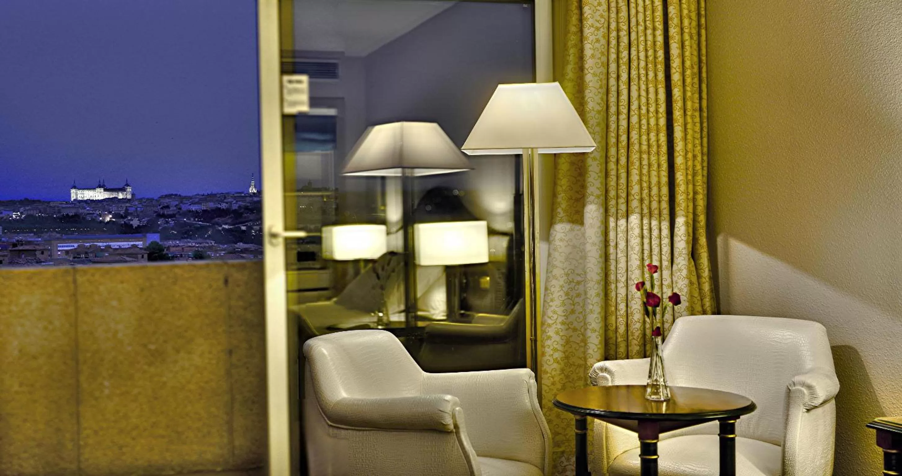 Balcony/Terrace in Beatriz Toledo Auditorium & Spa