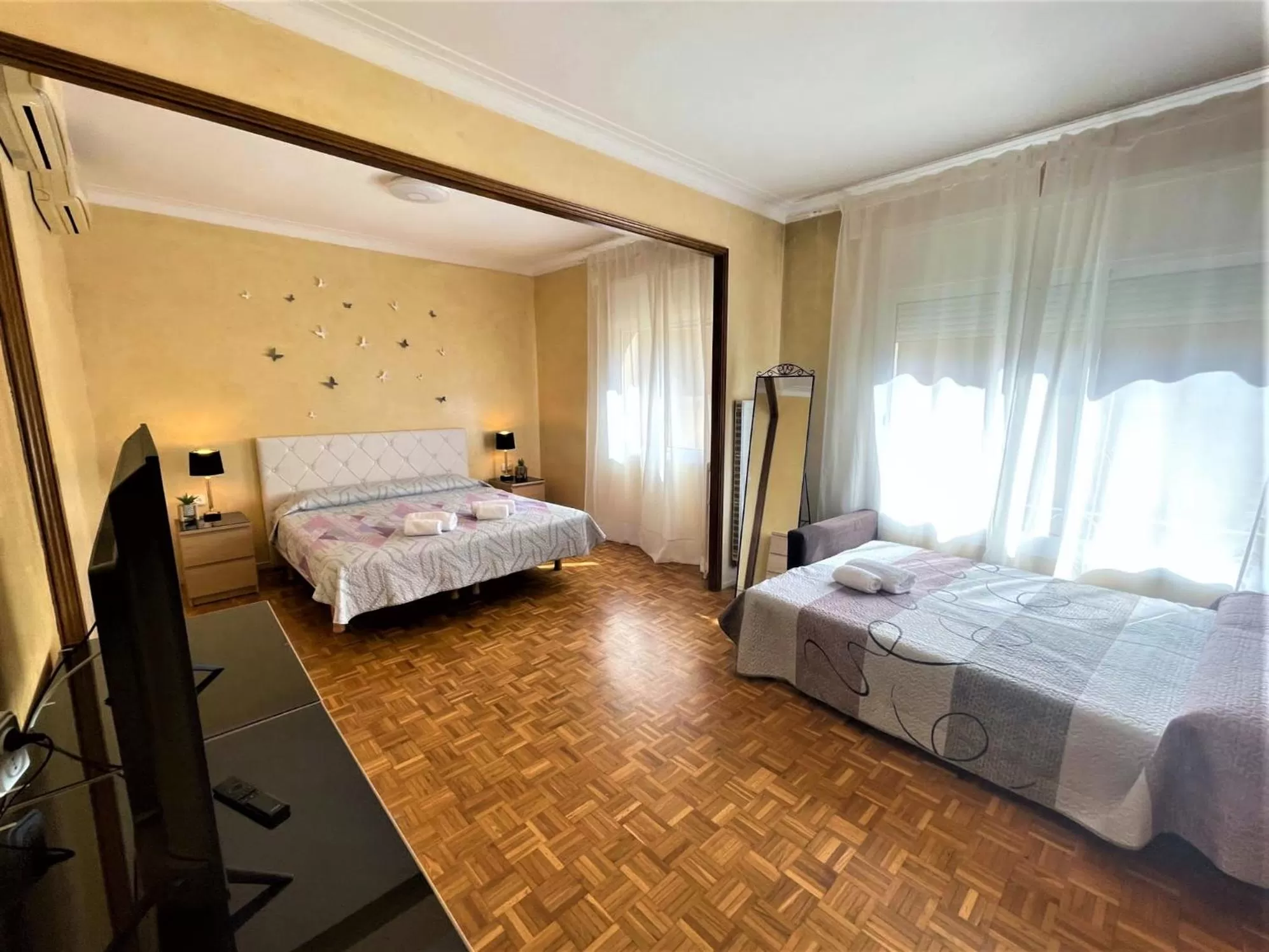 Bed in Villarroel habitaciones