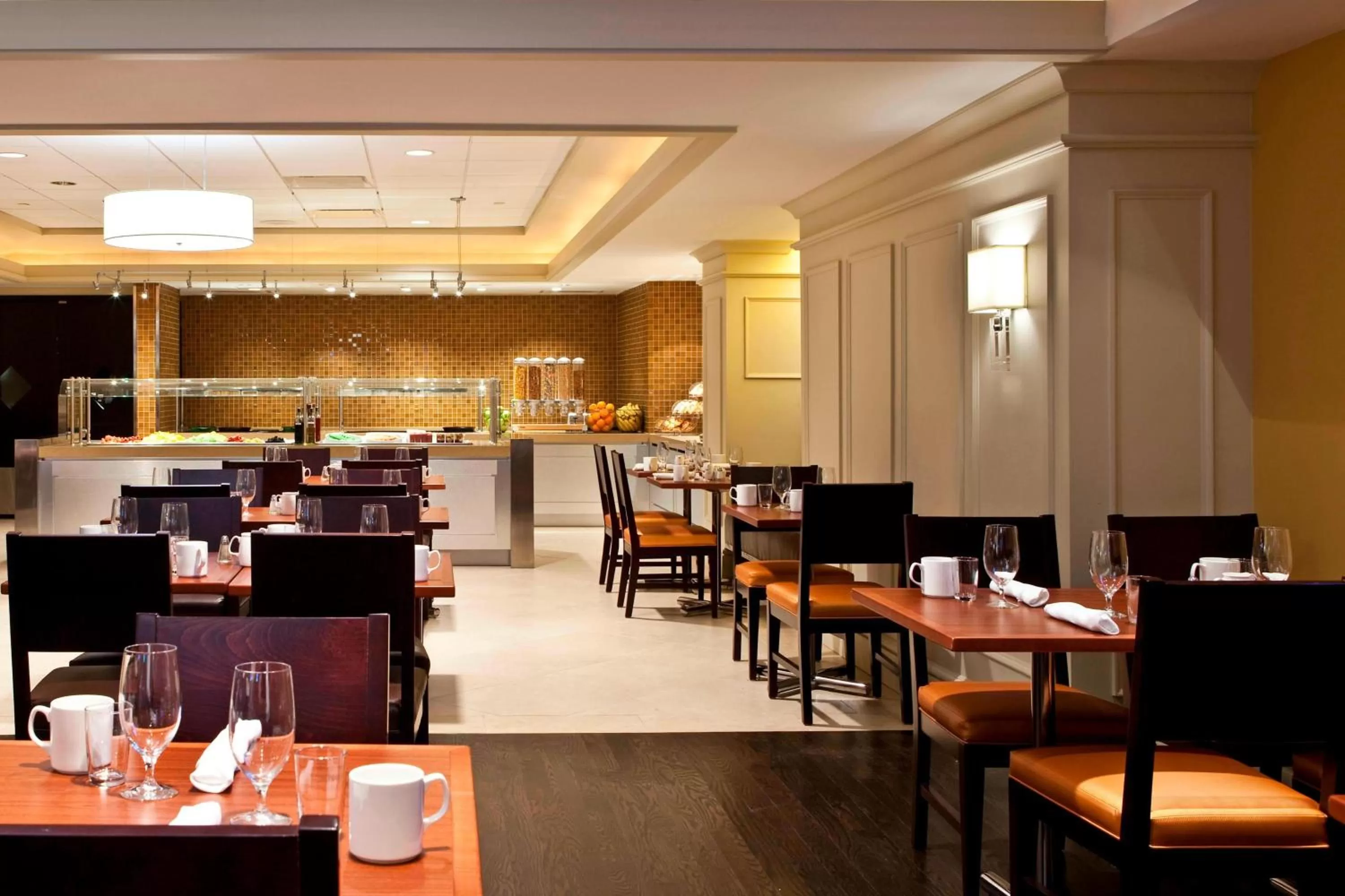 Restaurant/places to eat in Sheraton New York Times Square Hotel