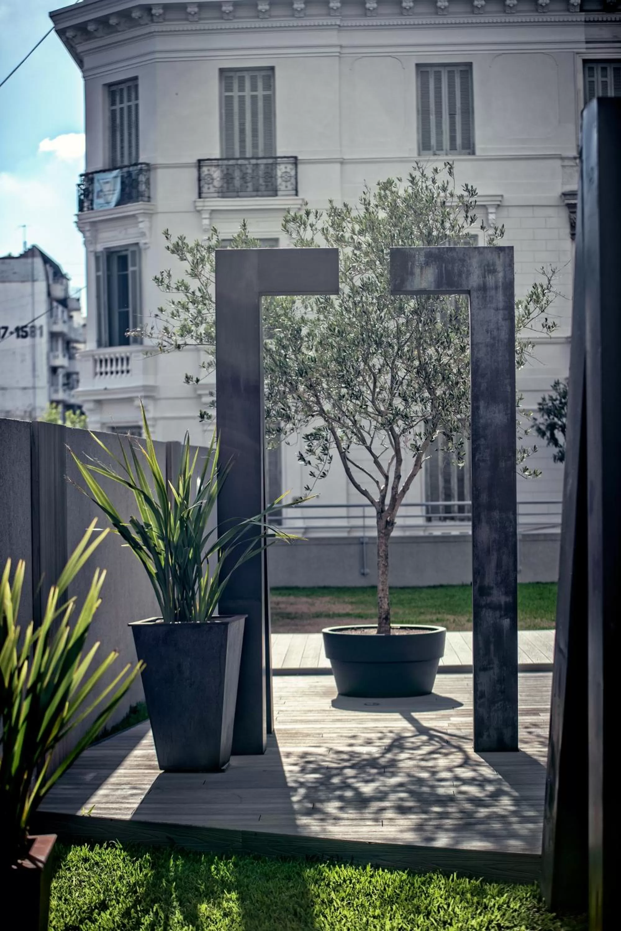 Garden in GrandView Hotel Buenos Aires