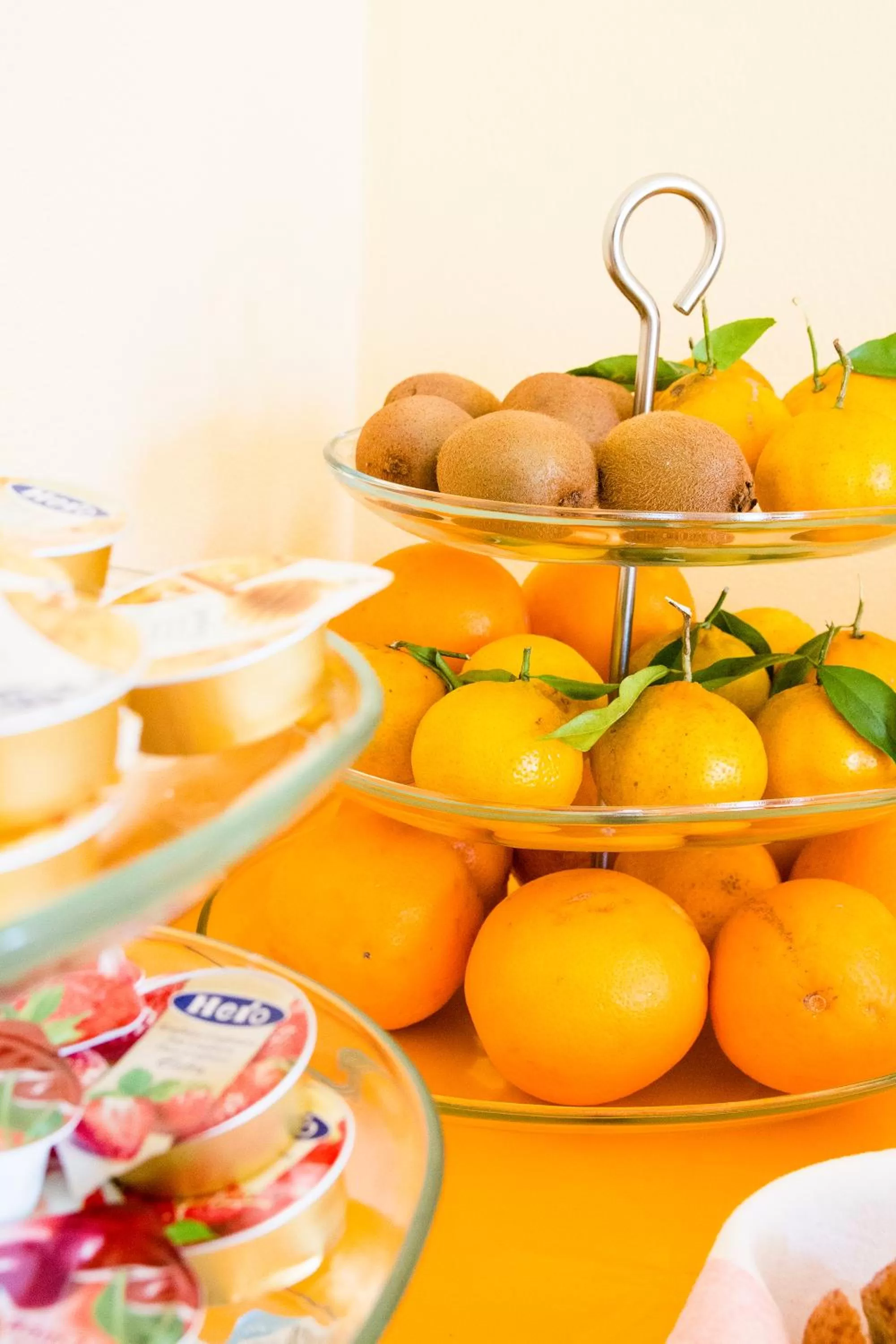 Buffet breakfast in Kosmos