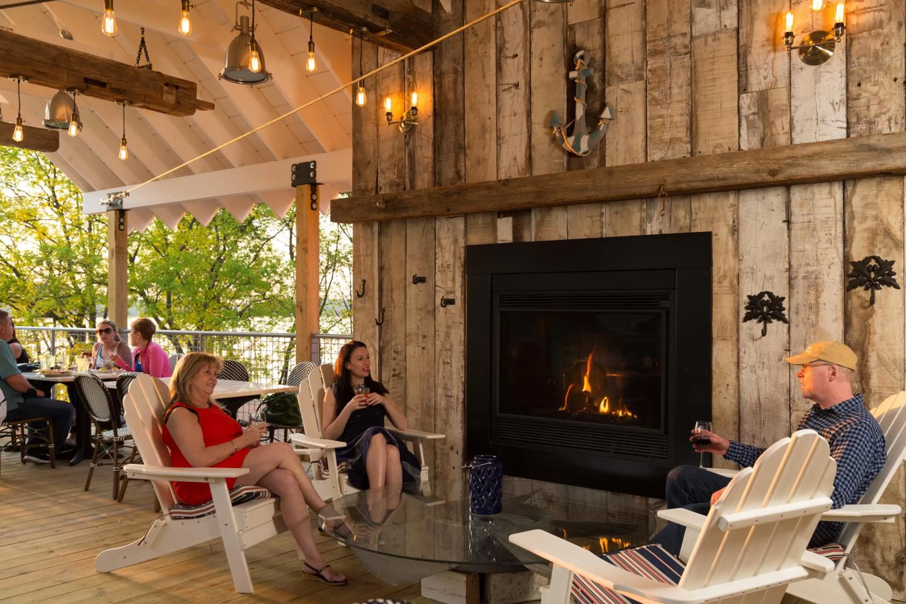 Property building, Restaurant/Places to Eat in Silver Birches Resort