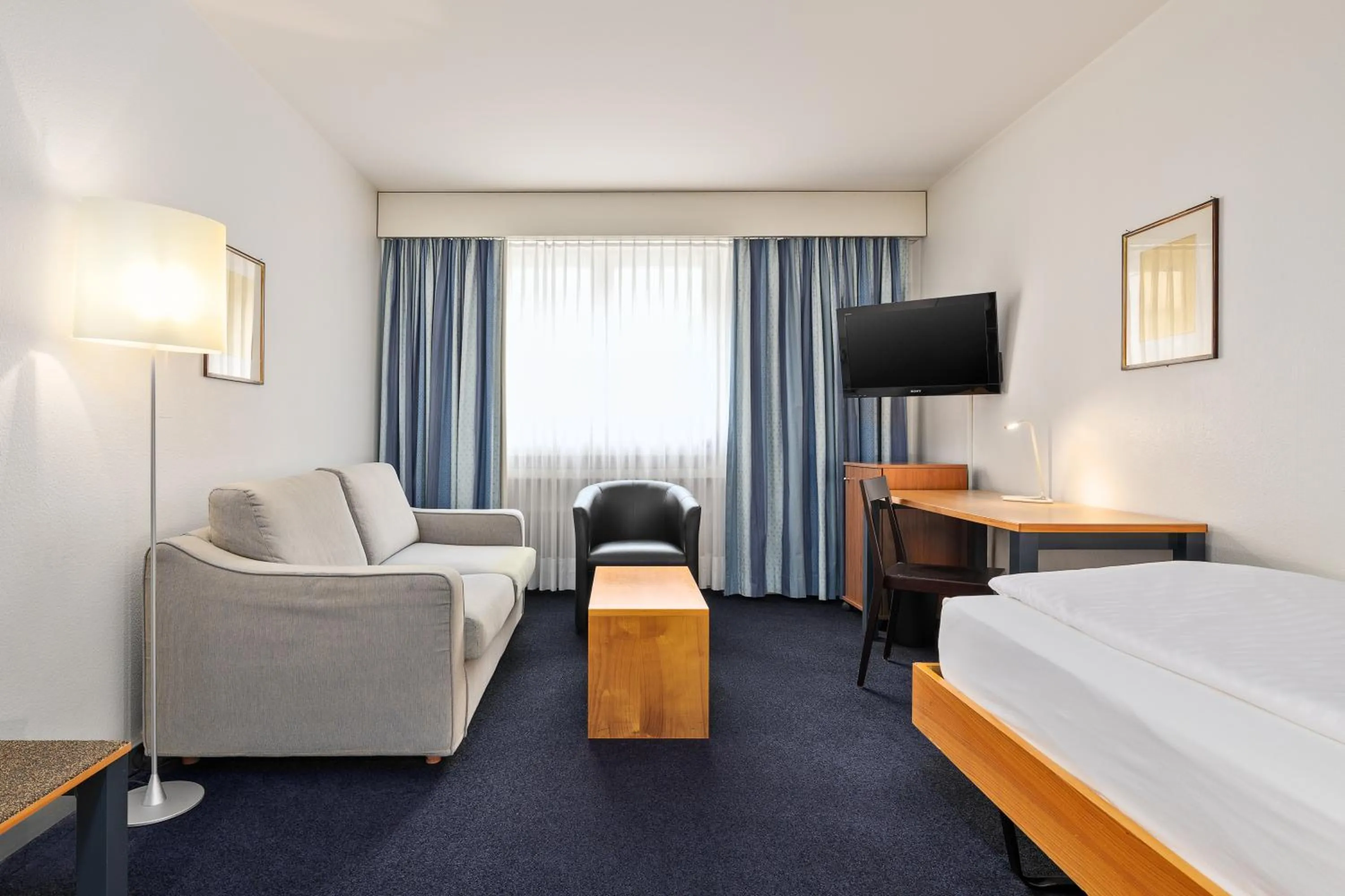 TV and multimedia, Bed in Merian am Rhein