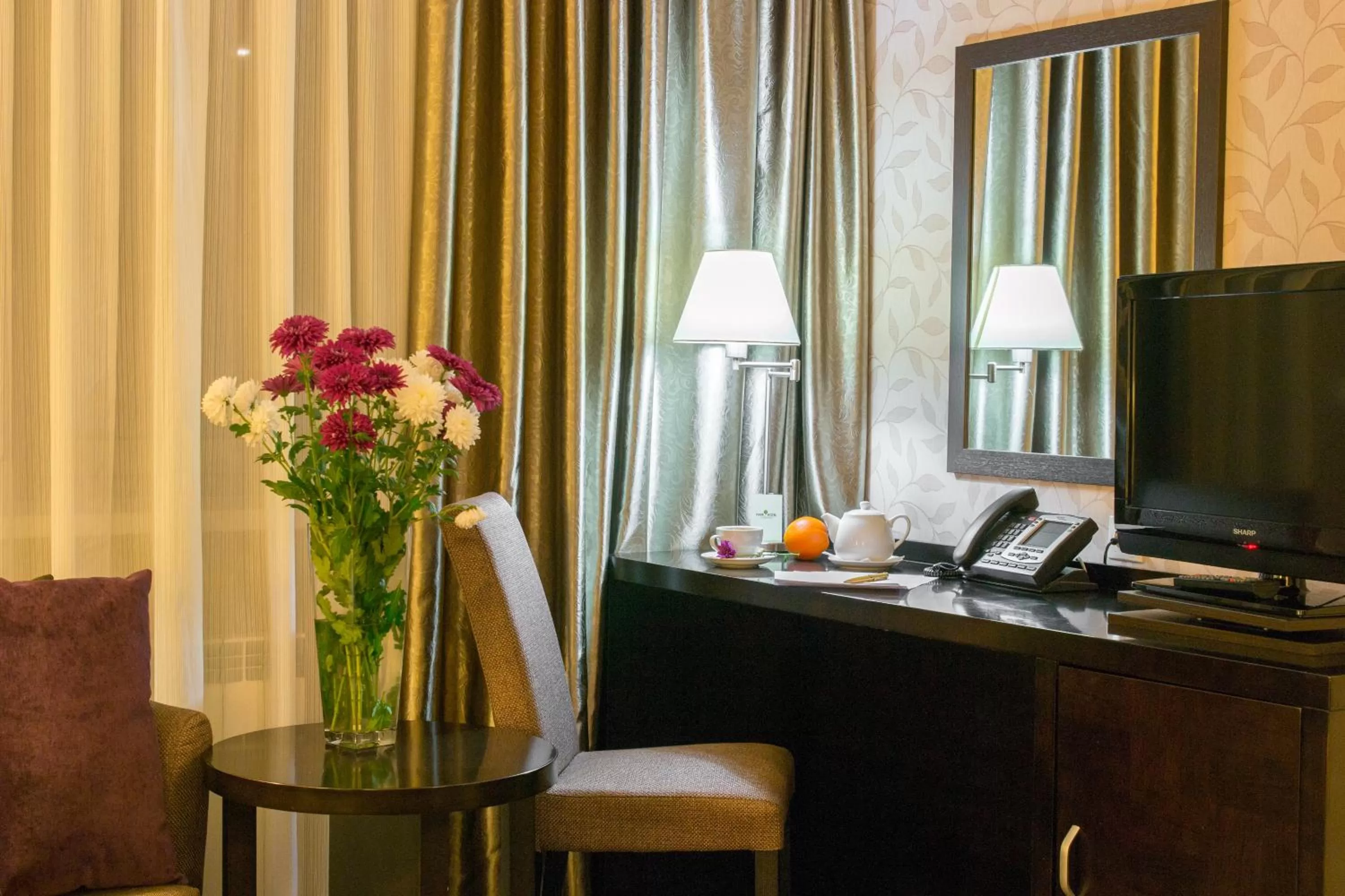 RiverSide- Hotel and MICE