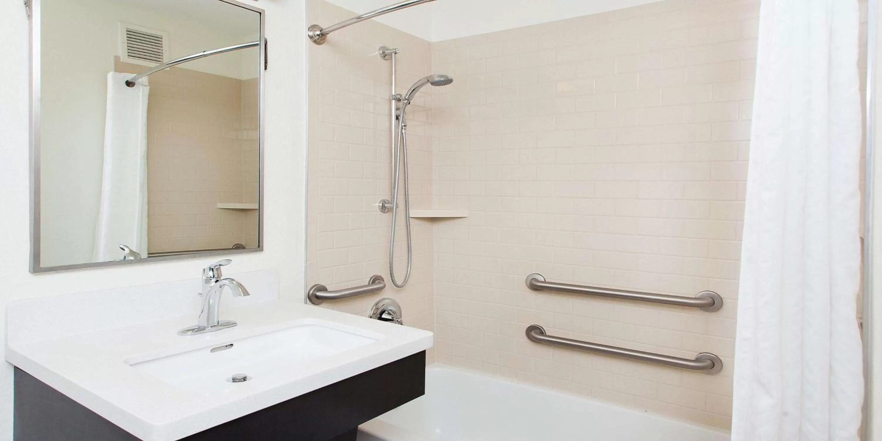 Bathroom in Sonesta Simply Suites Parsippany Morris Plains