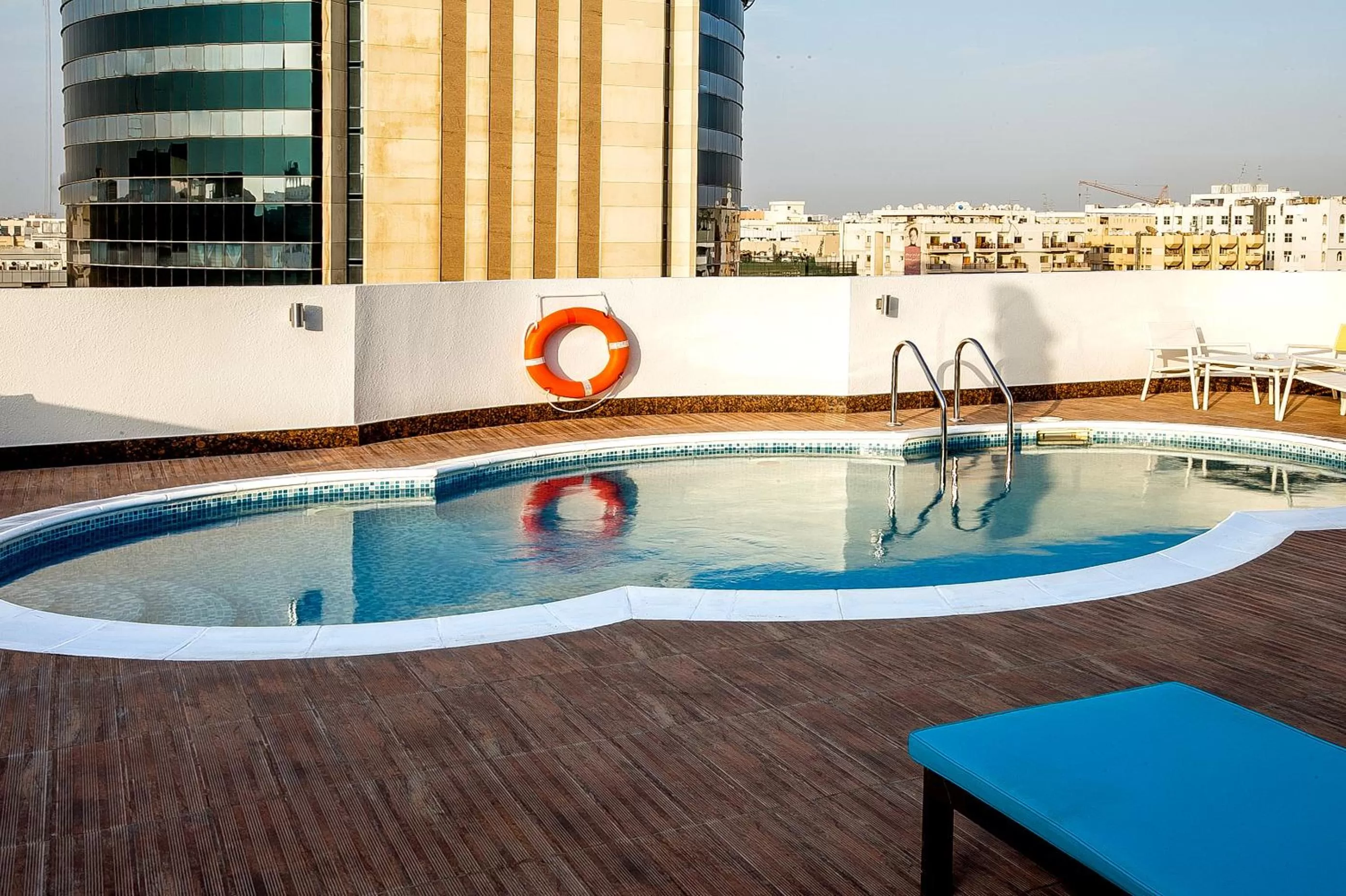 Swimming pool in Al Sarab Hotel