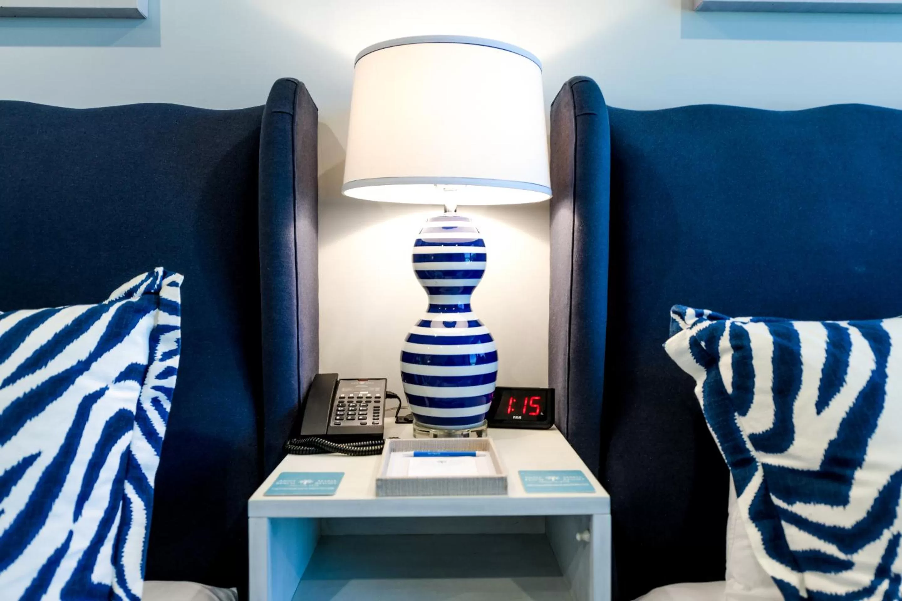 hair dresser, Bed in Anna Maria Beach Resort