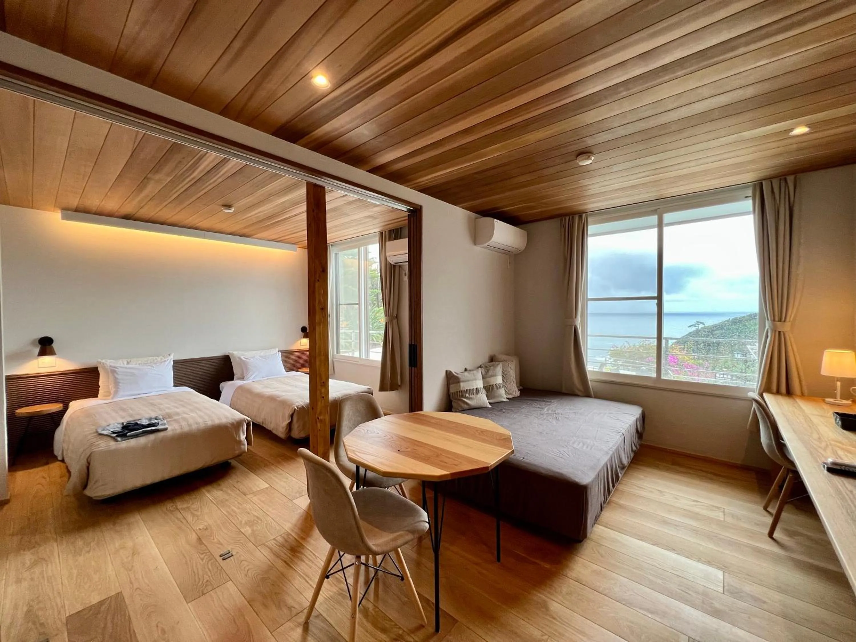 Bed in Gardenvilla Shirahama