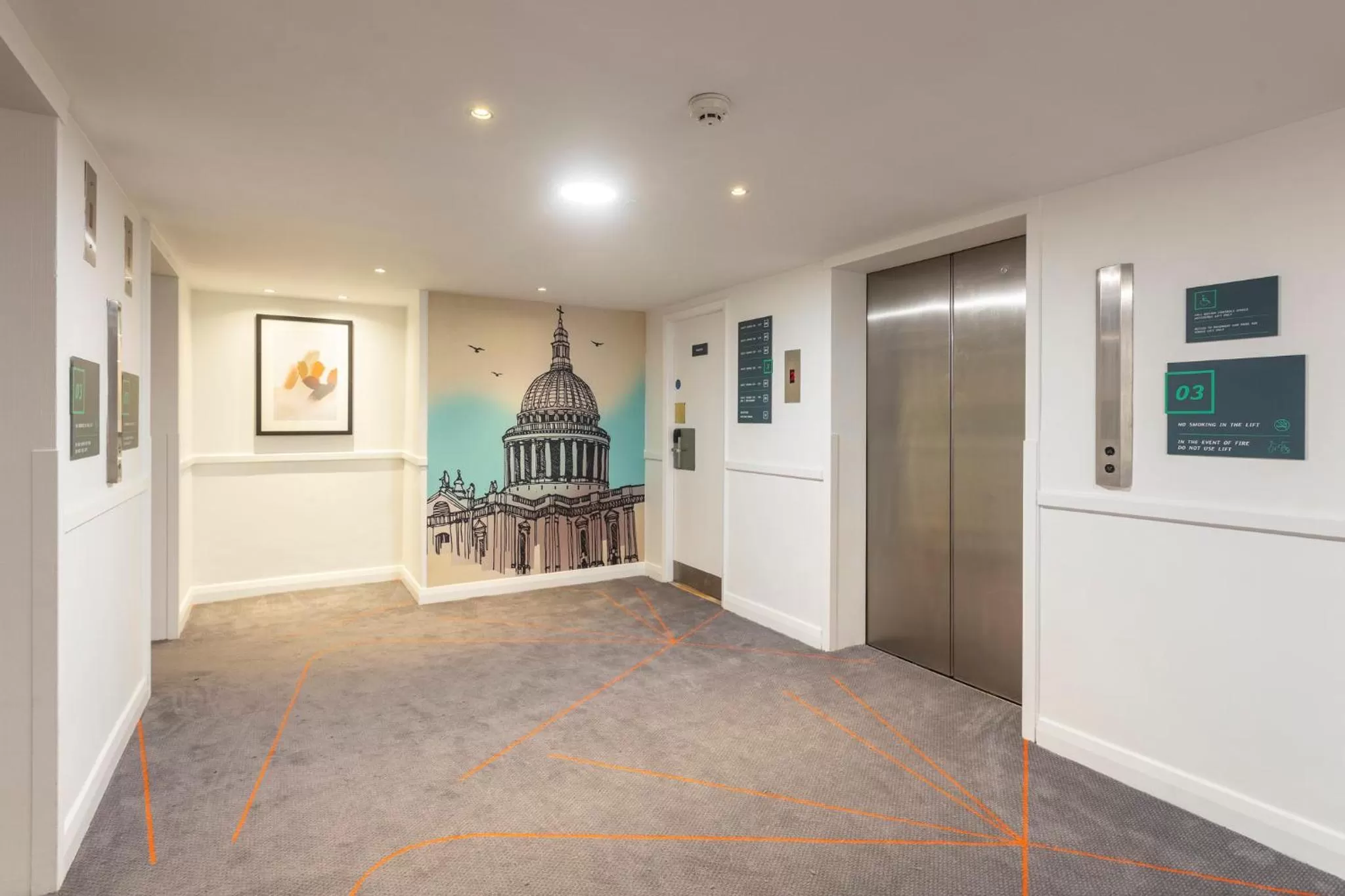 Decorative detail in Holiday Inn London - Regent's Park by IHG