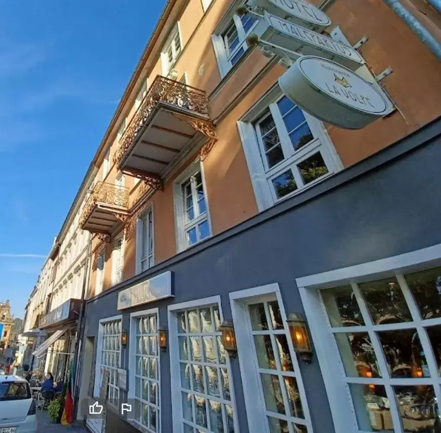 Junior Suite with Balcony in MALEPARTUS Junior Suite with Balcony in MALEPARTUS