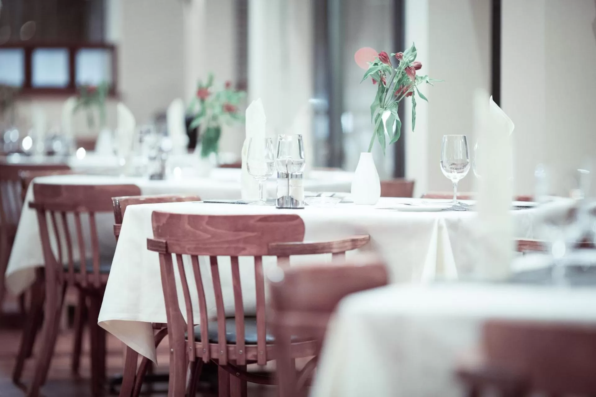 Restaurant/places to eat in Mercure Biel