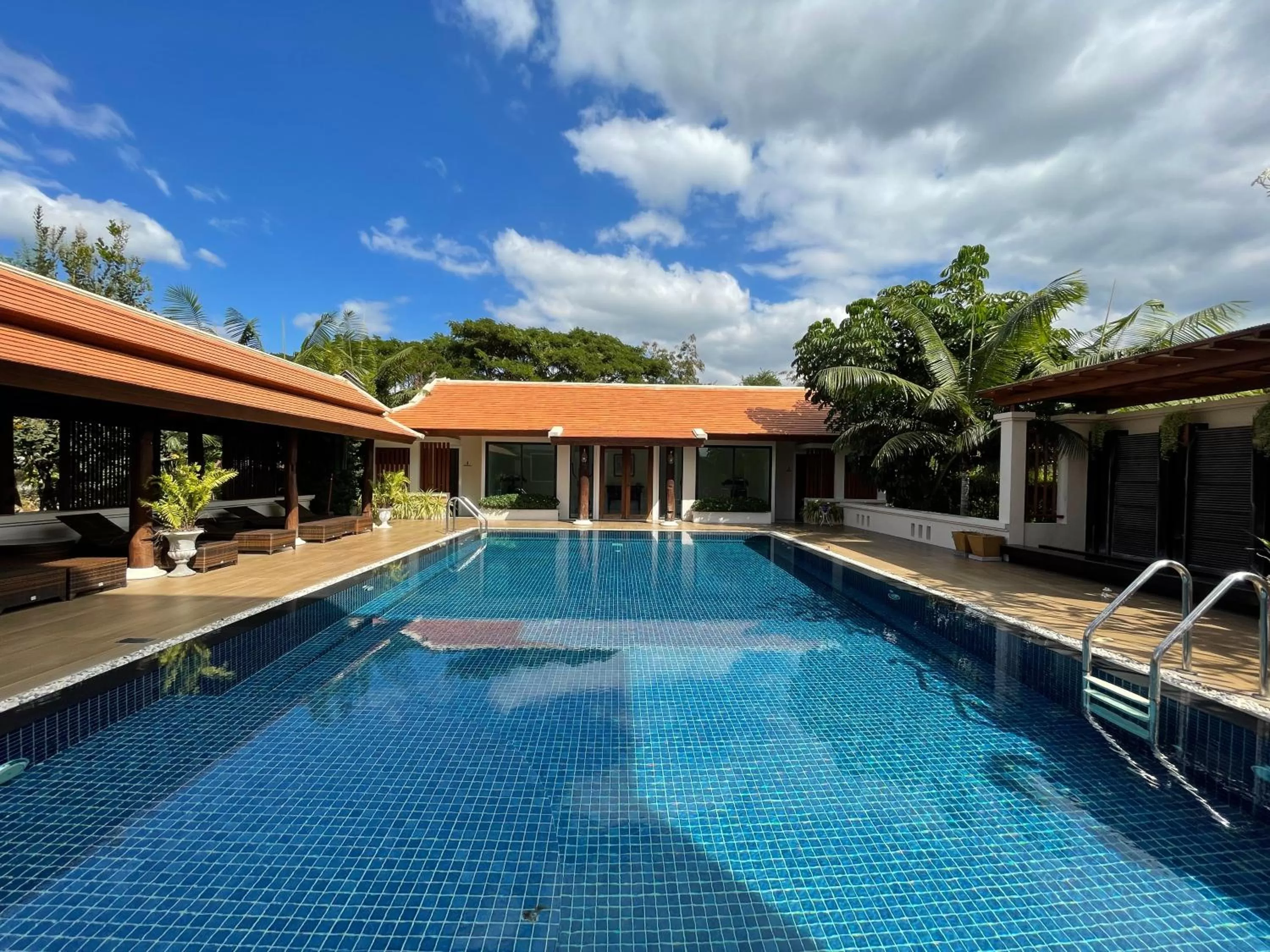 Swimming pool in Content Villa Chiangmai