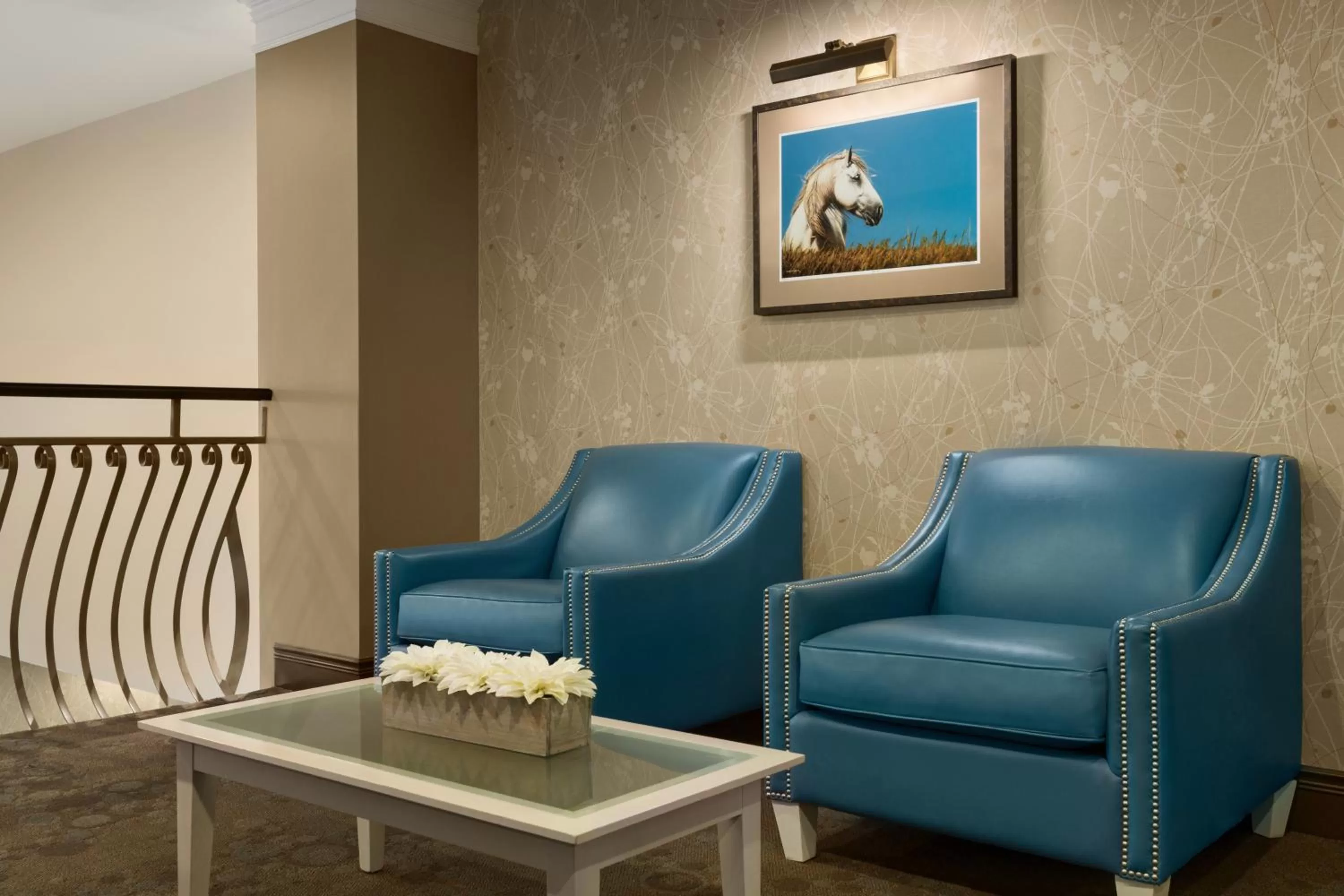 Seating area in Days Inn & Suites by Wyndham Brandon