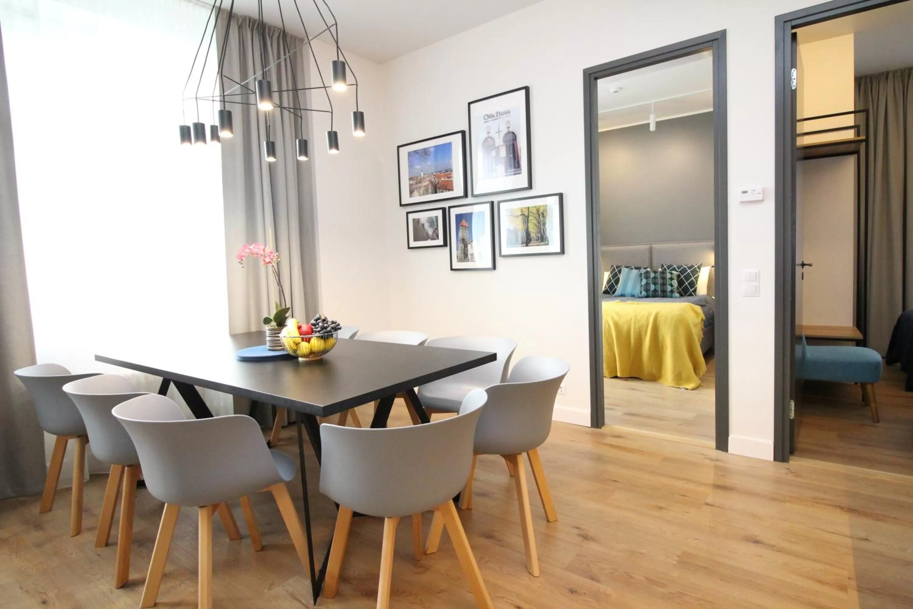 Dining area in Tallinn City Apartments Old Town Suites