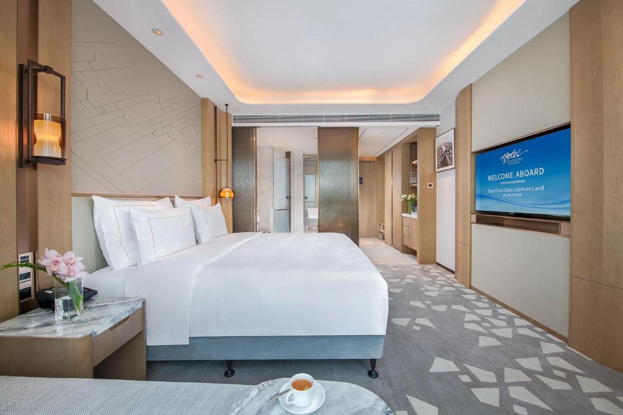 Photo of the whole room, Bed in Shenzhenair International Hotel