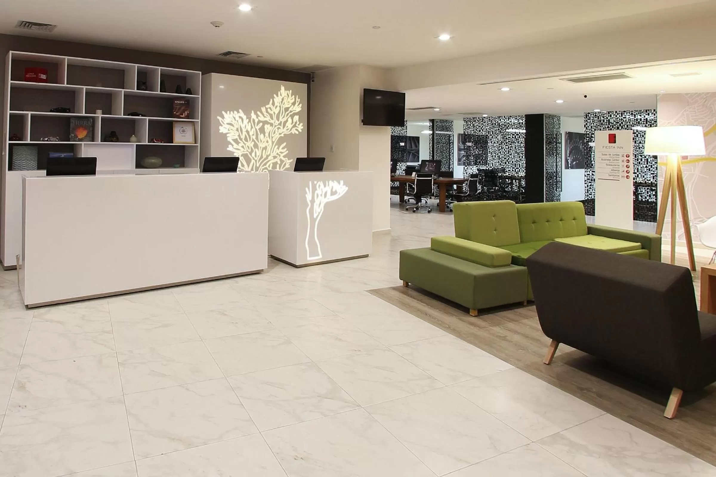 Decorative detail in Fiesta Inn Express Perinorte