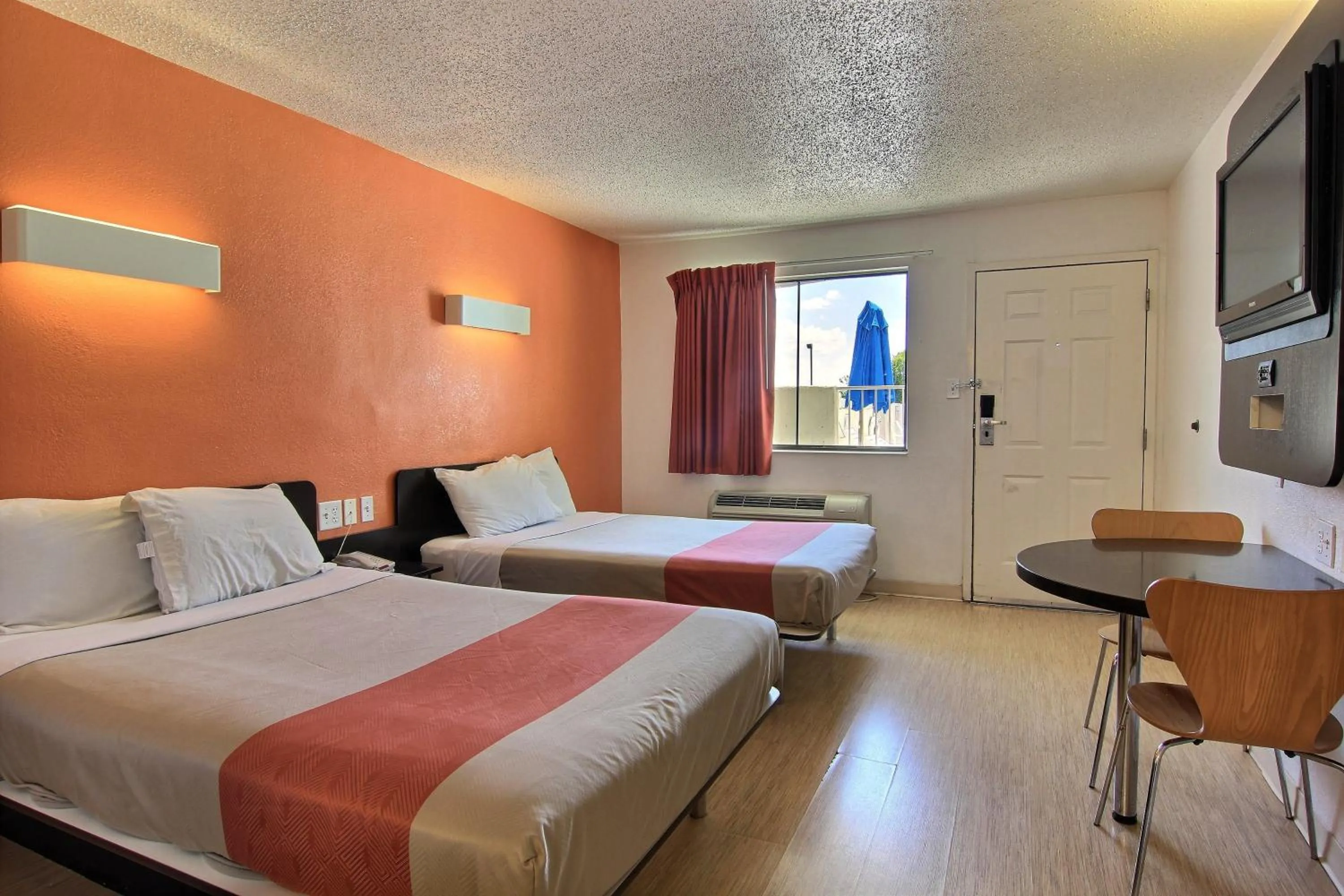 Bedroom in Motel 6-Austin, TX