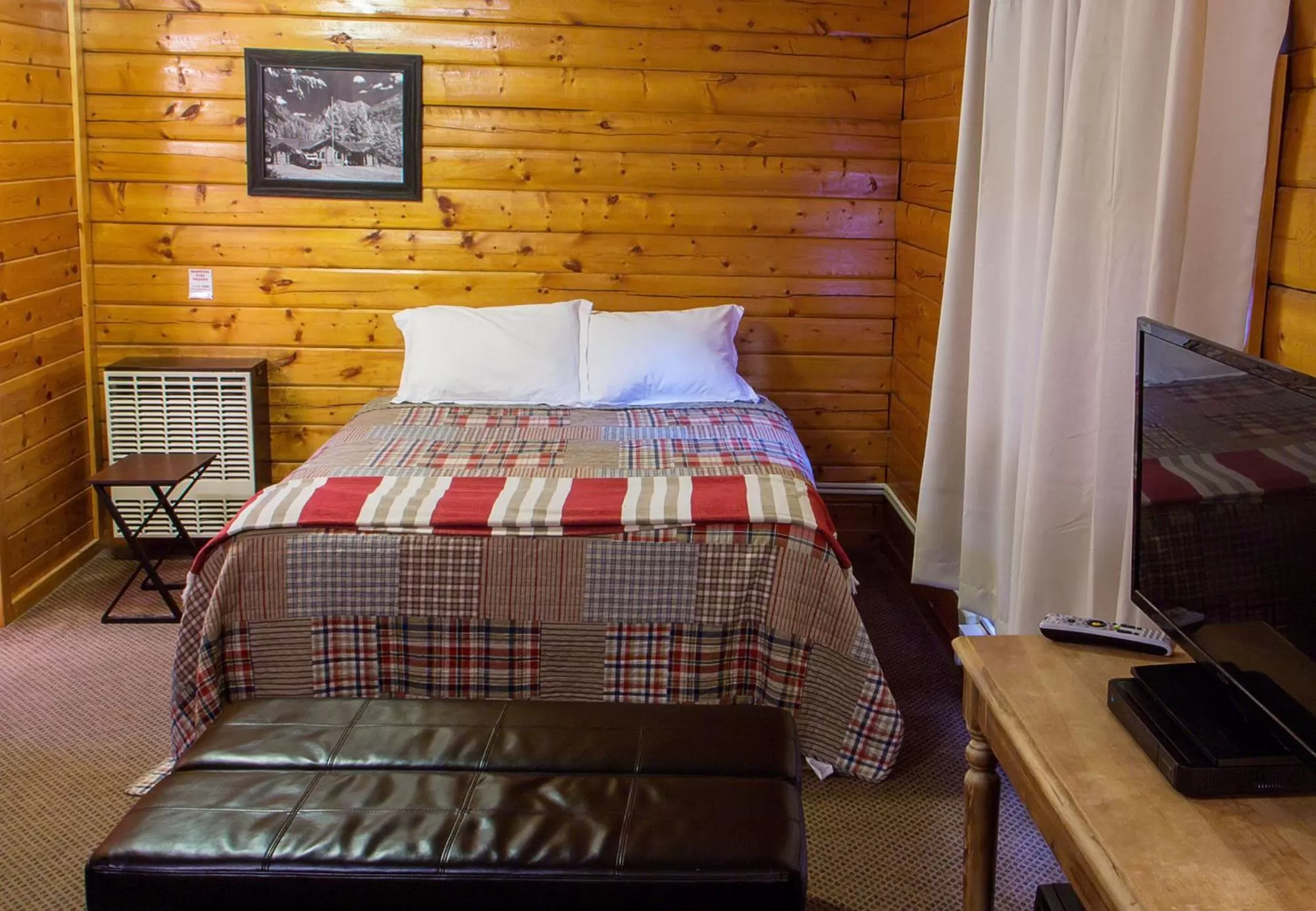 High Country Motel and Cabins