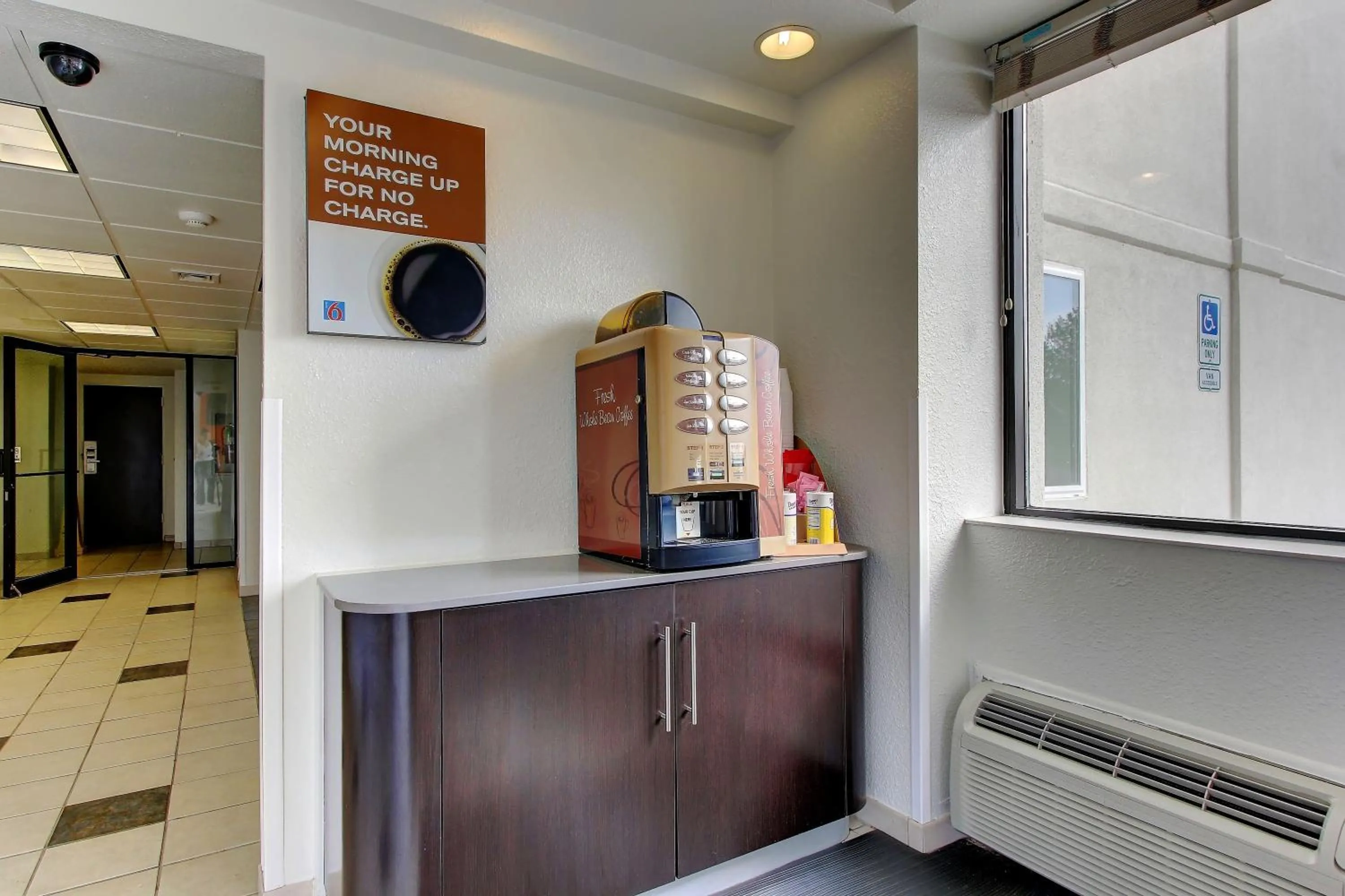 Coffee/tea facilities in Motel 6-York, PA - North