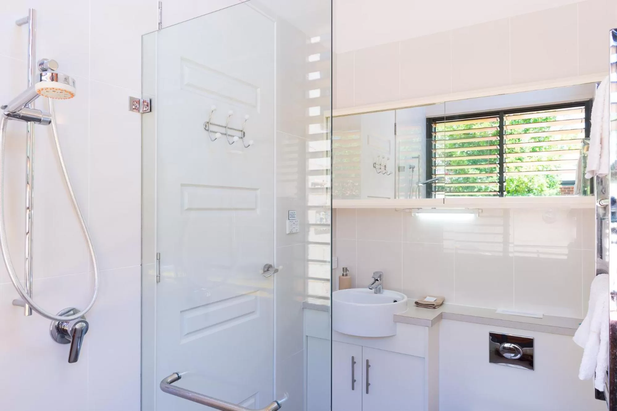 Shower in By the Beach B&B Self Contained Apartments