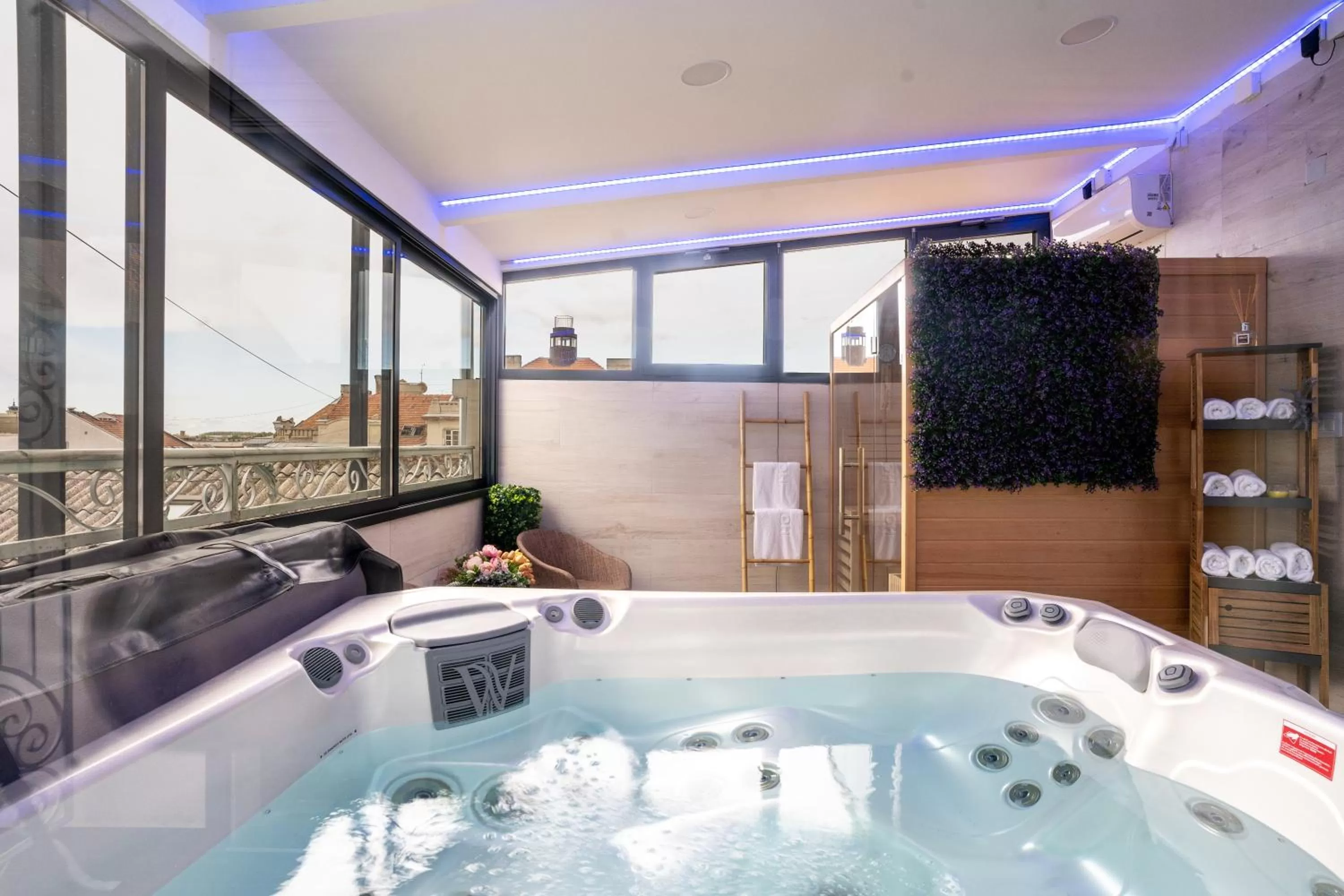 Spa and wellness centre/facilities in Queen Palace