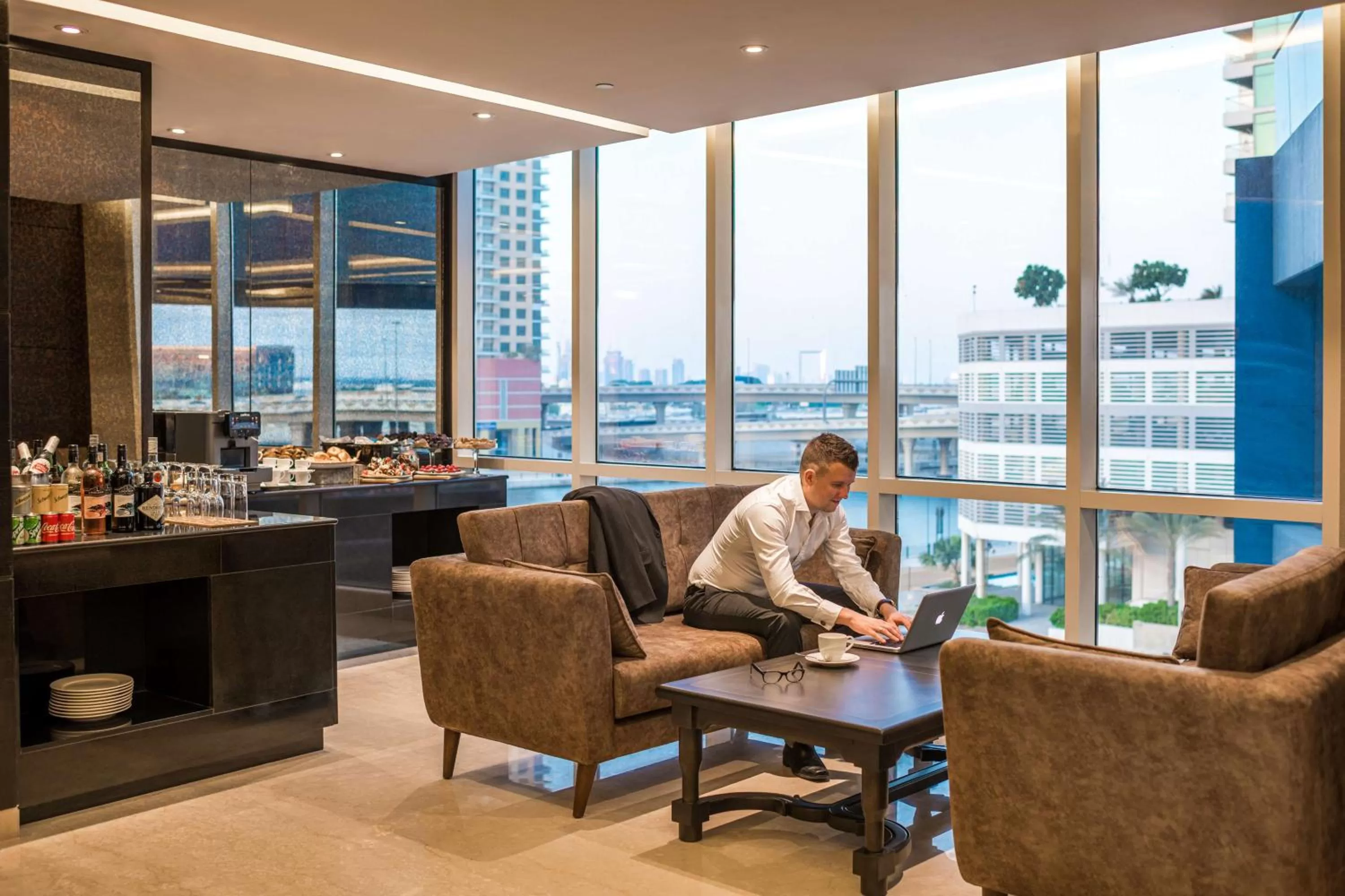 Business facilities in Radisson Blu Hotel, Dubai Canal View