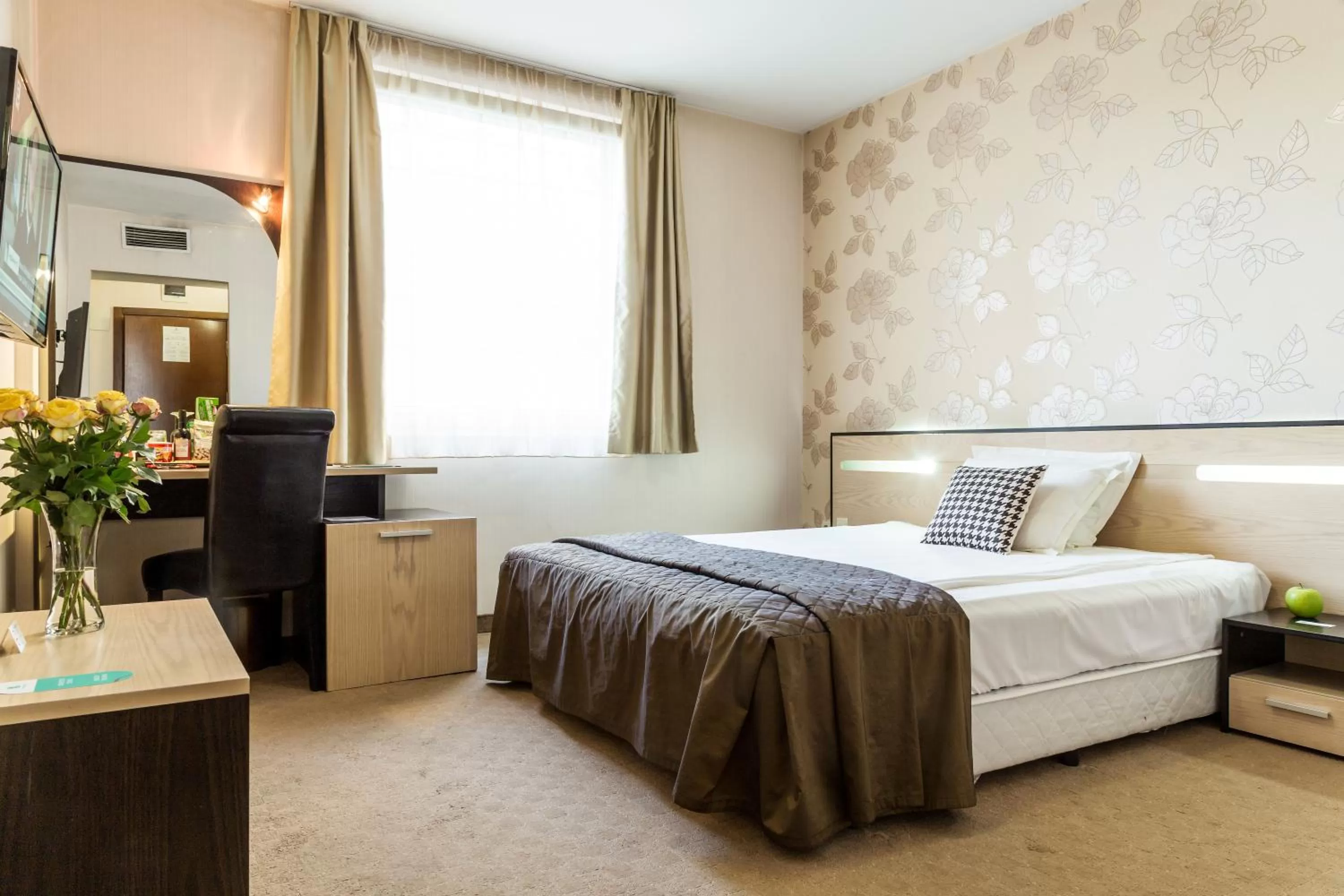 Photo of the whole room in City Avenue Hotel by HMG-Free Parking-Free Wi-Fi