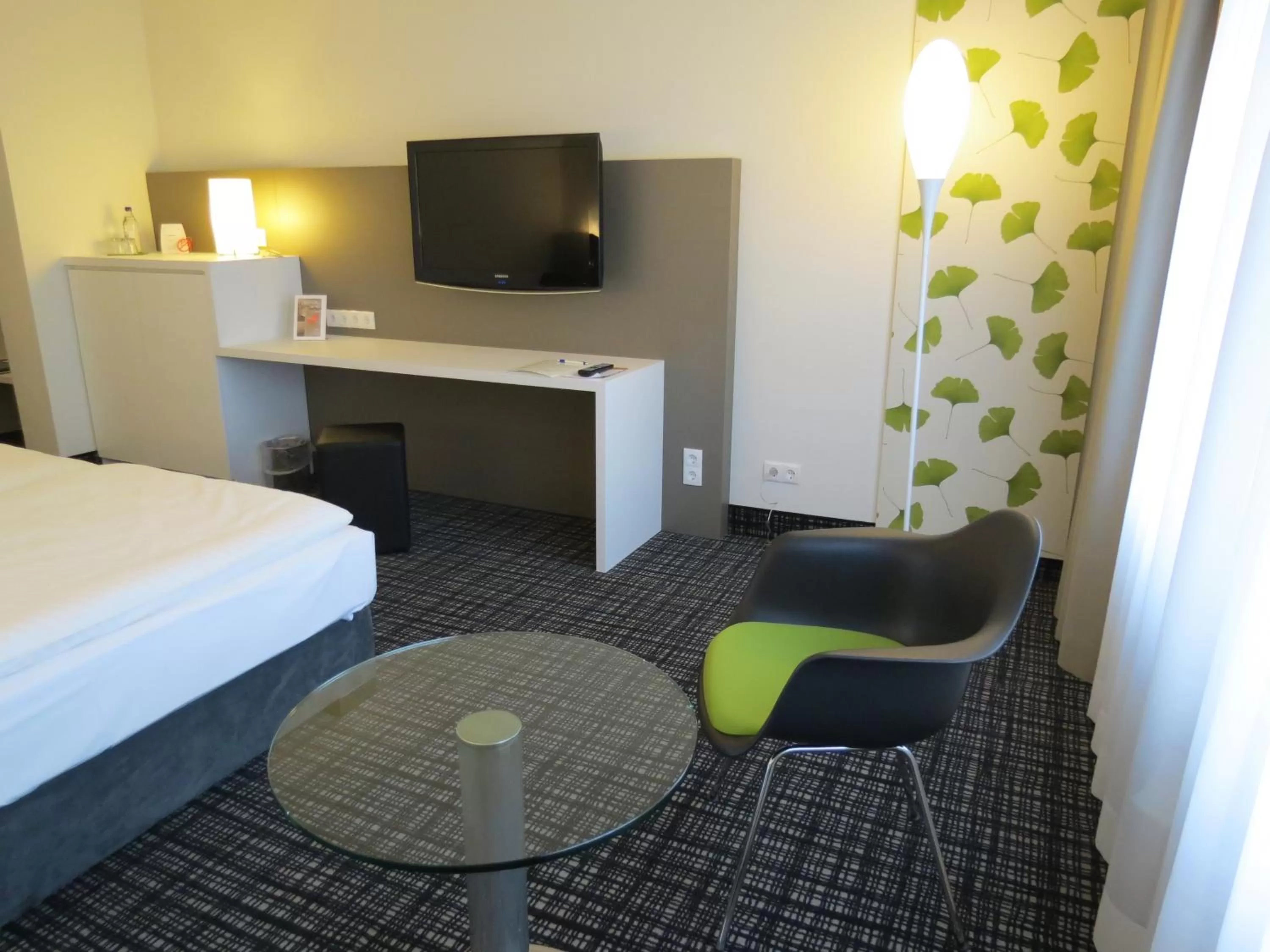 People, Bed in Comfor Hotel Ulm City