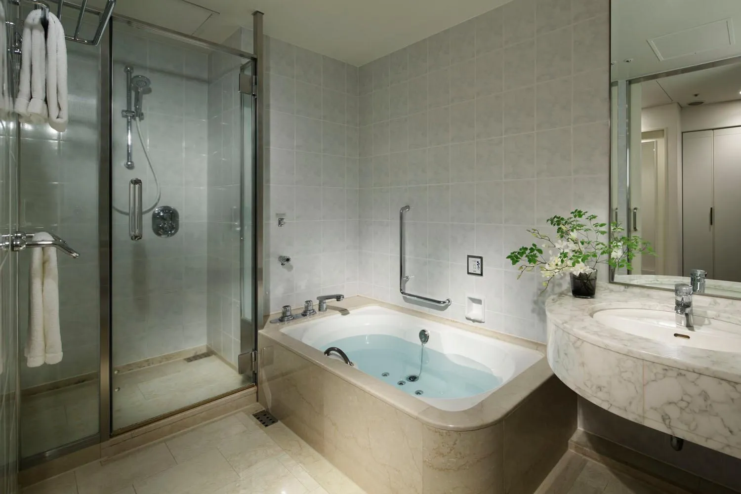 Bathroom in The Prince Sakura Tower Tokyo, Autograph Collection