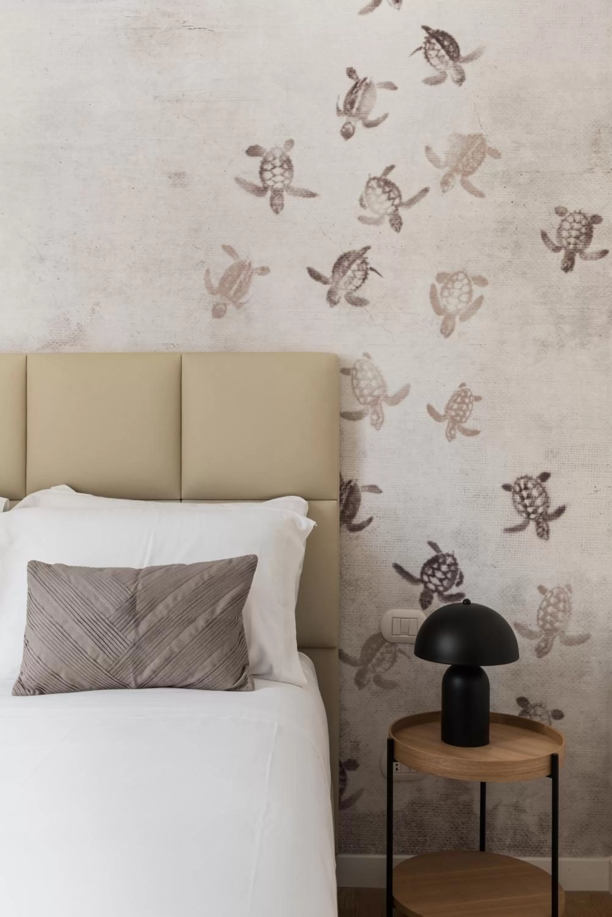 Decorative detail, Bed in AT 41