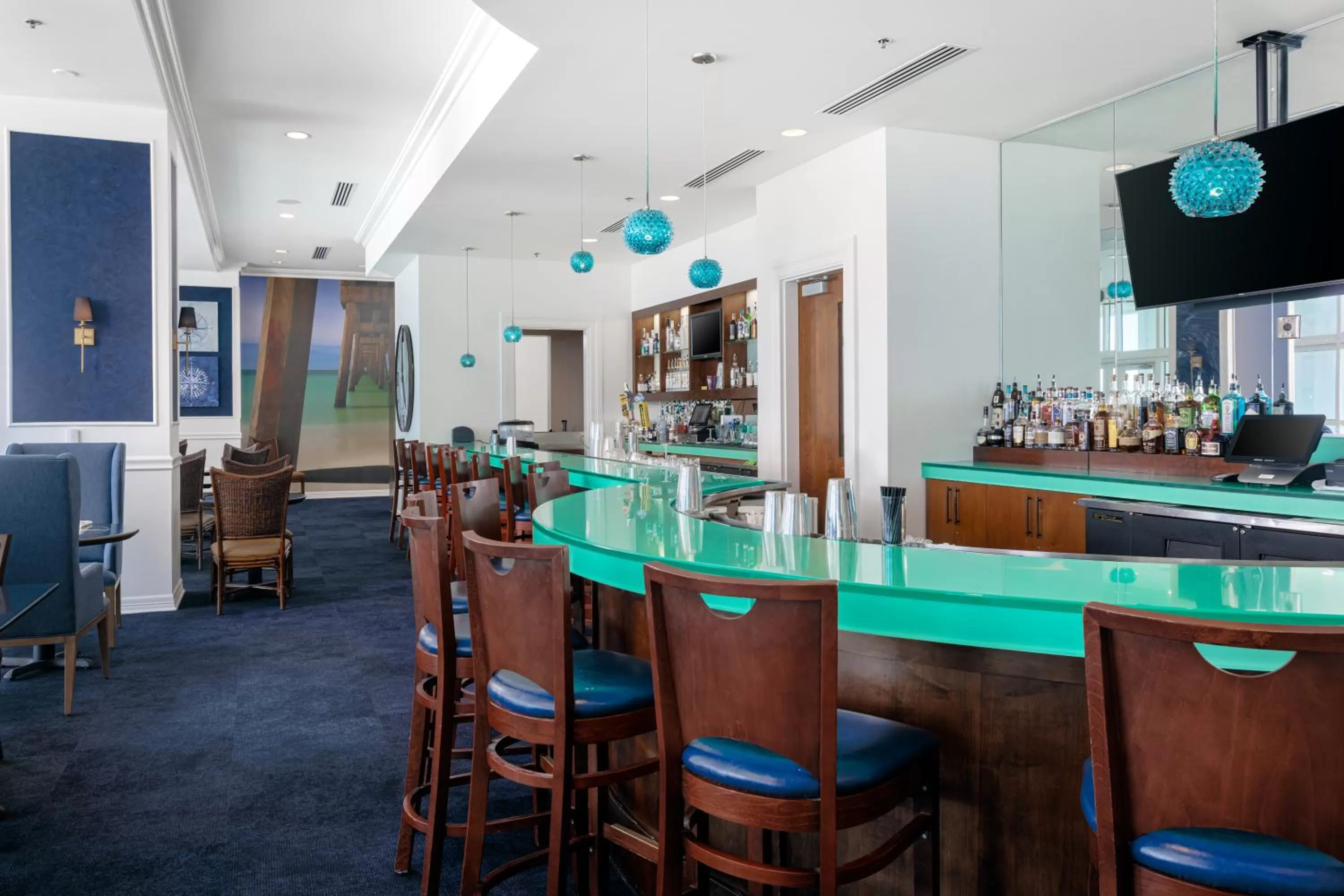 Lounge or bar in The Pensacola Beach Resort