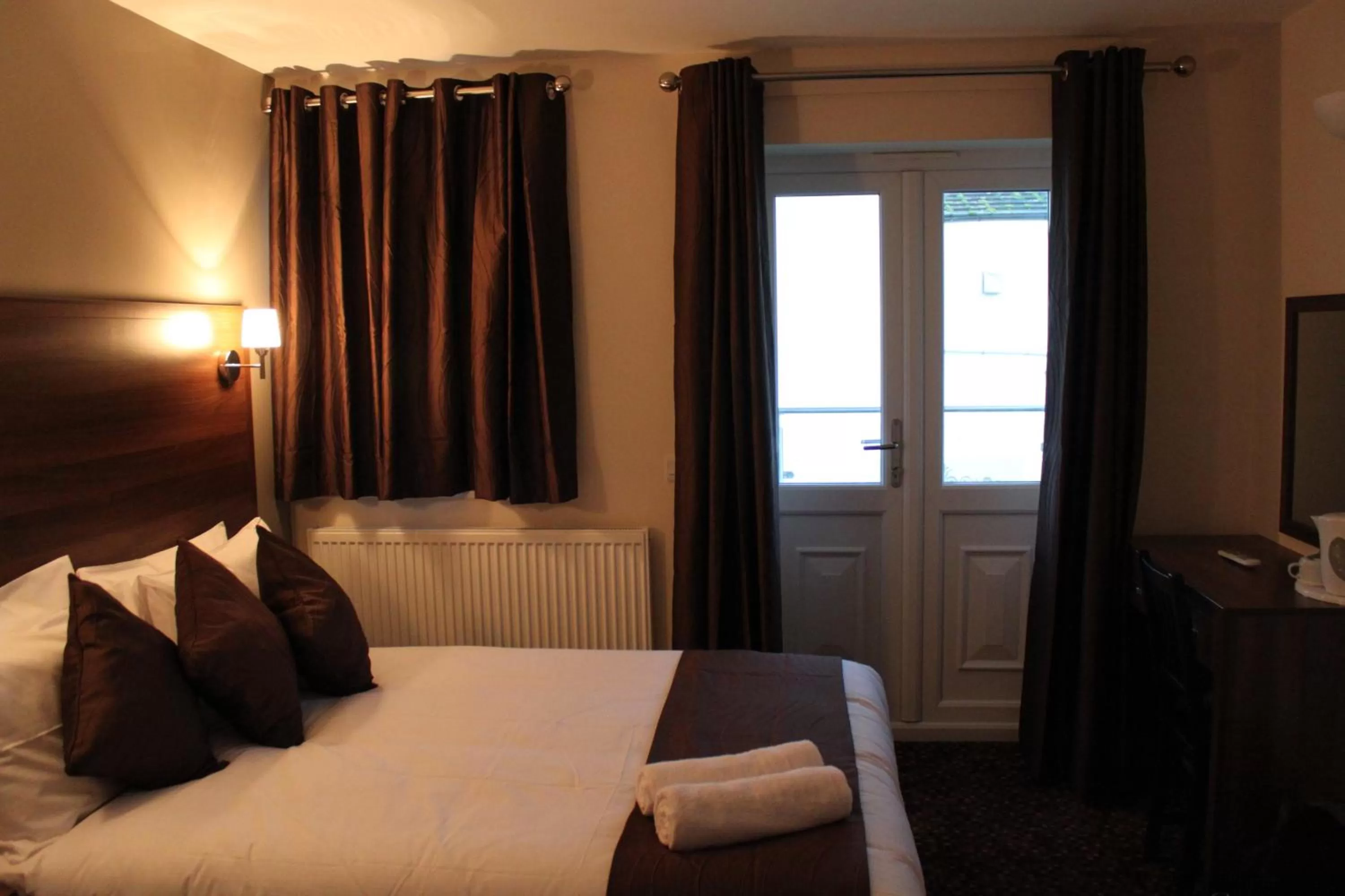 Photo of the whole room, Bed in Prince Regent Hotel Excel London