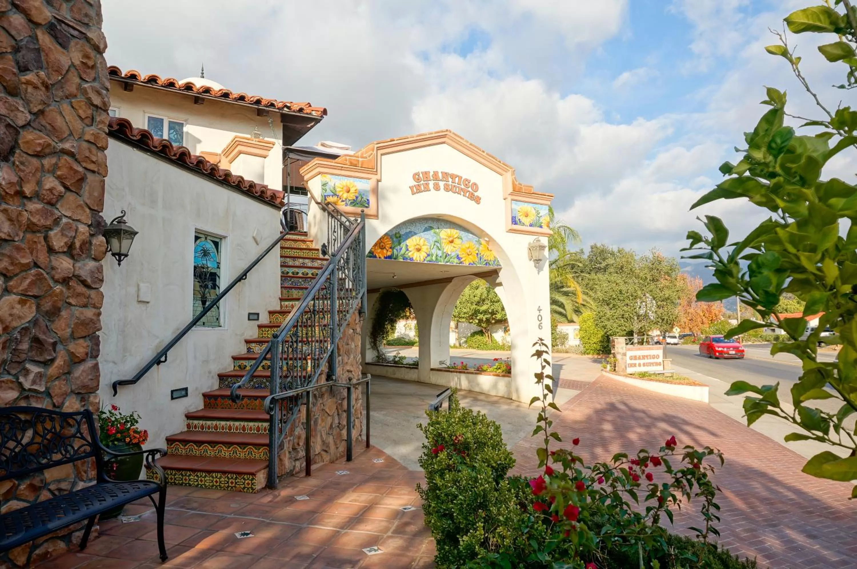 Facade/entrance in Chantico Inn