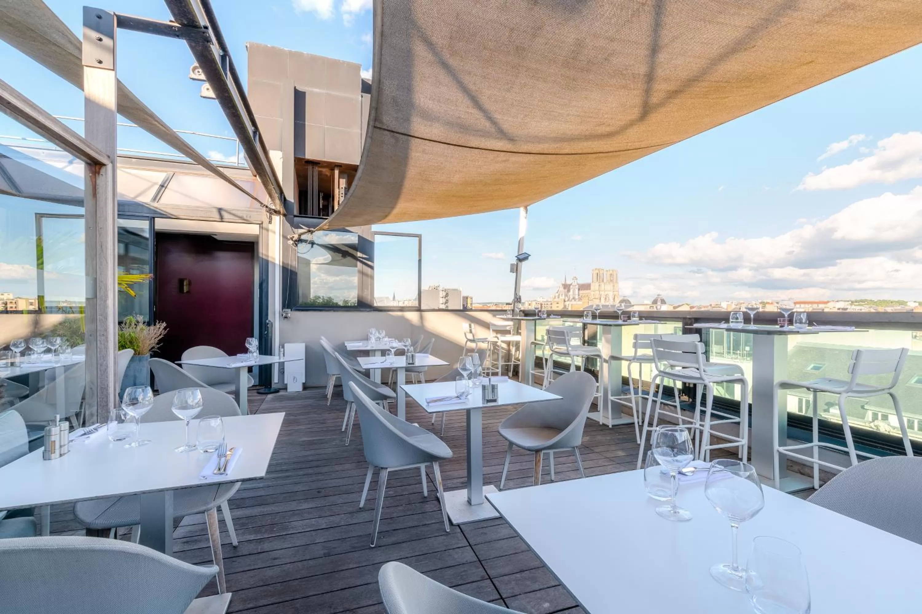 Balcony/Terrace in Holiday Inn Reims Centre by IHG