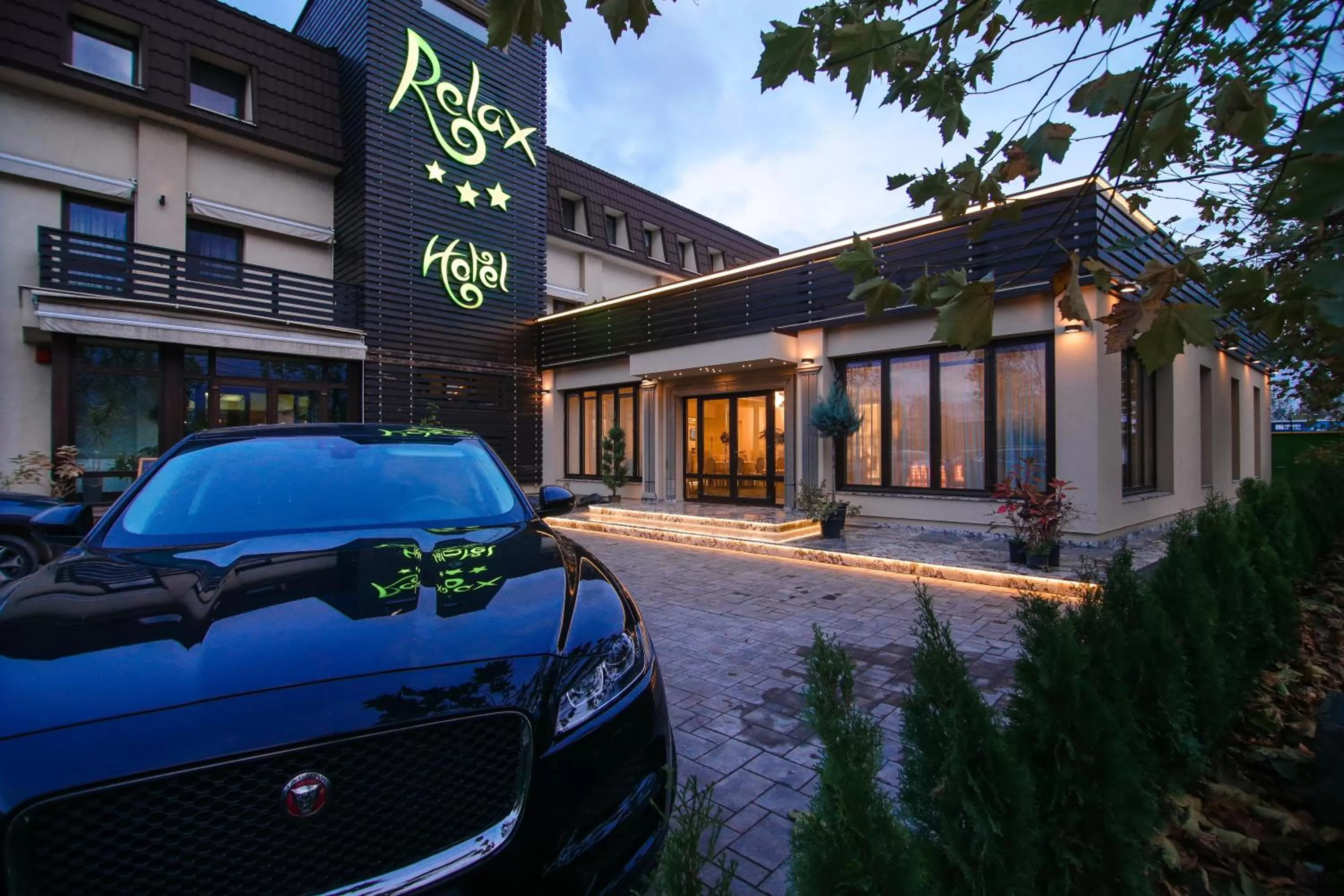 Property building in Hotel Relax Craiova