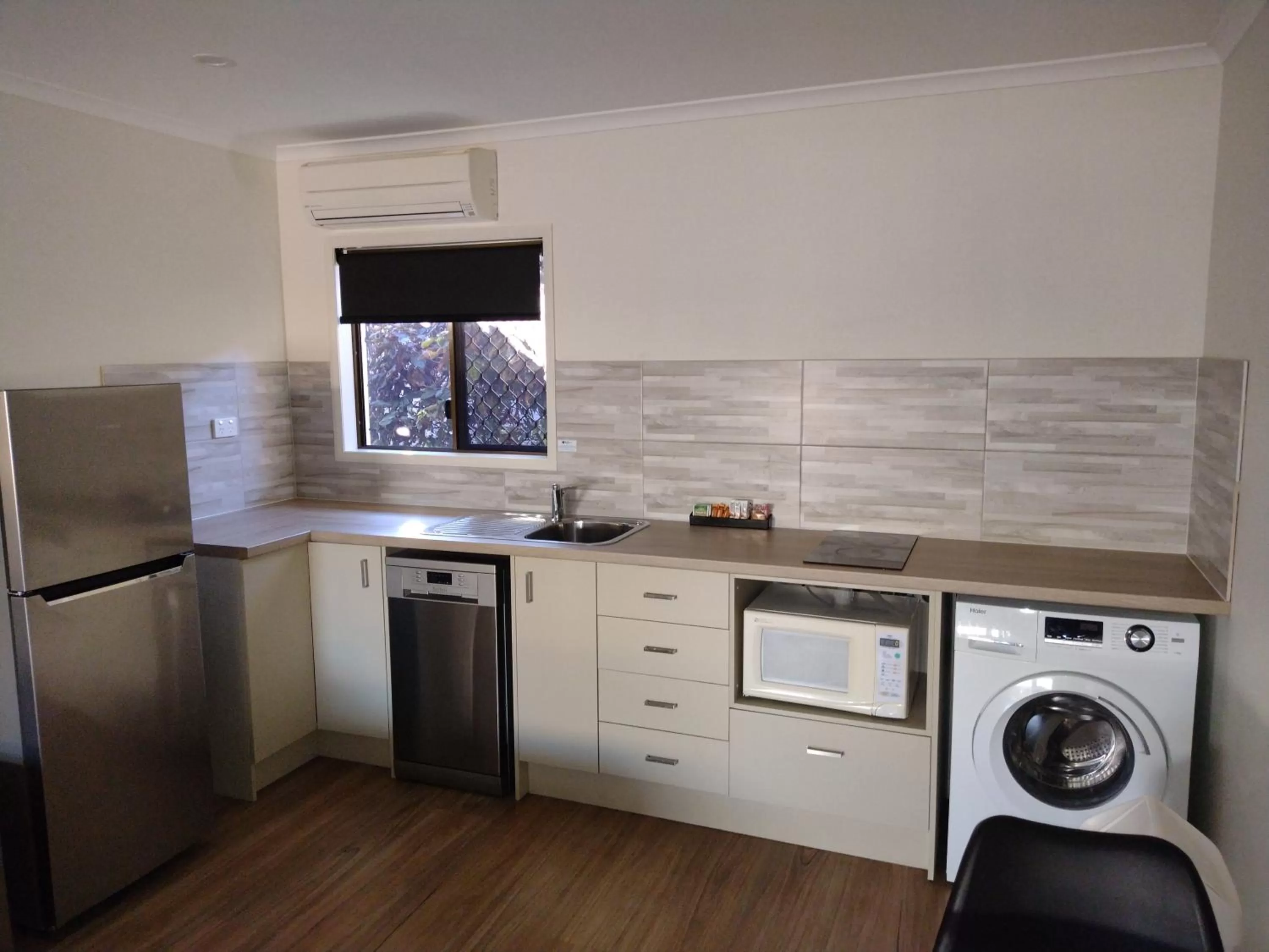 Cascade Motel In Townsville