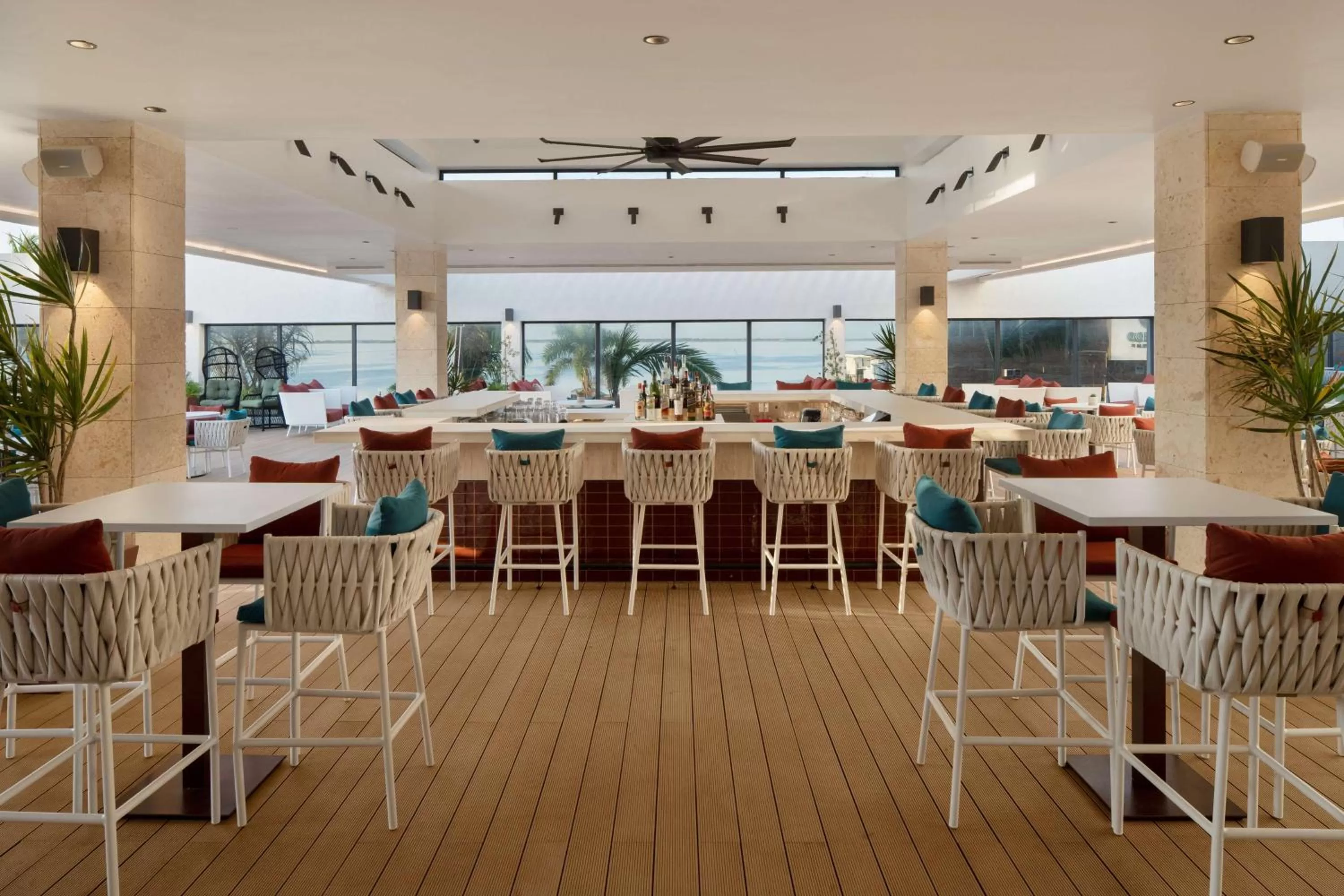 Restaurant/places to eat in ROK Hotel Kingston, Tapestry Collection By Hilton