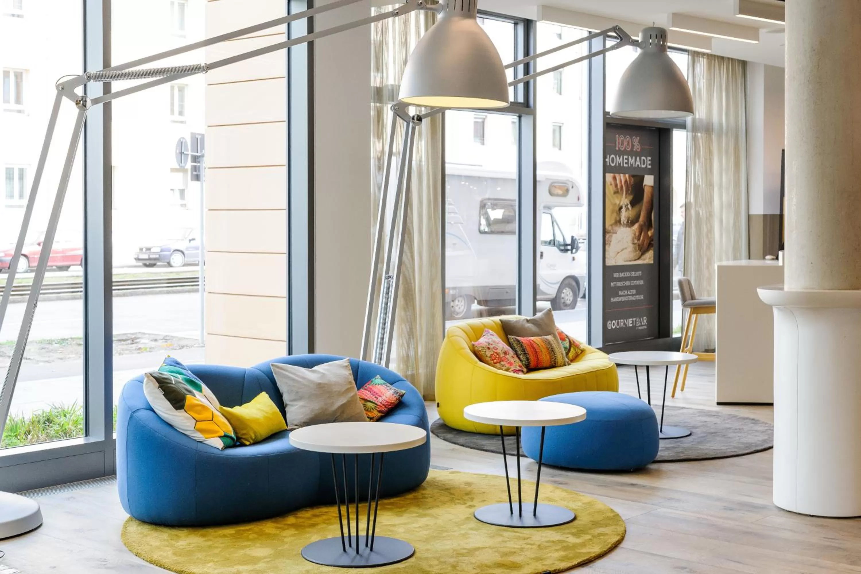 Lobby or reception in Novotel München City Arnulfpark