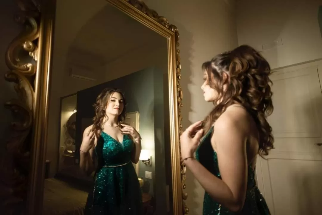 People in Kèramos Luxury Rooms