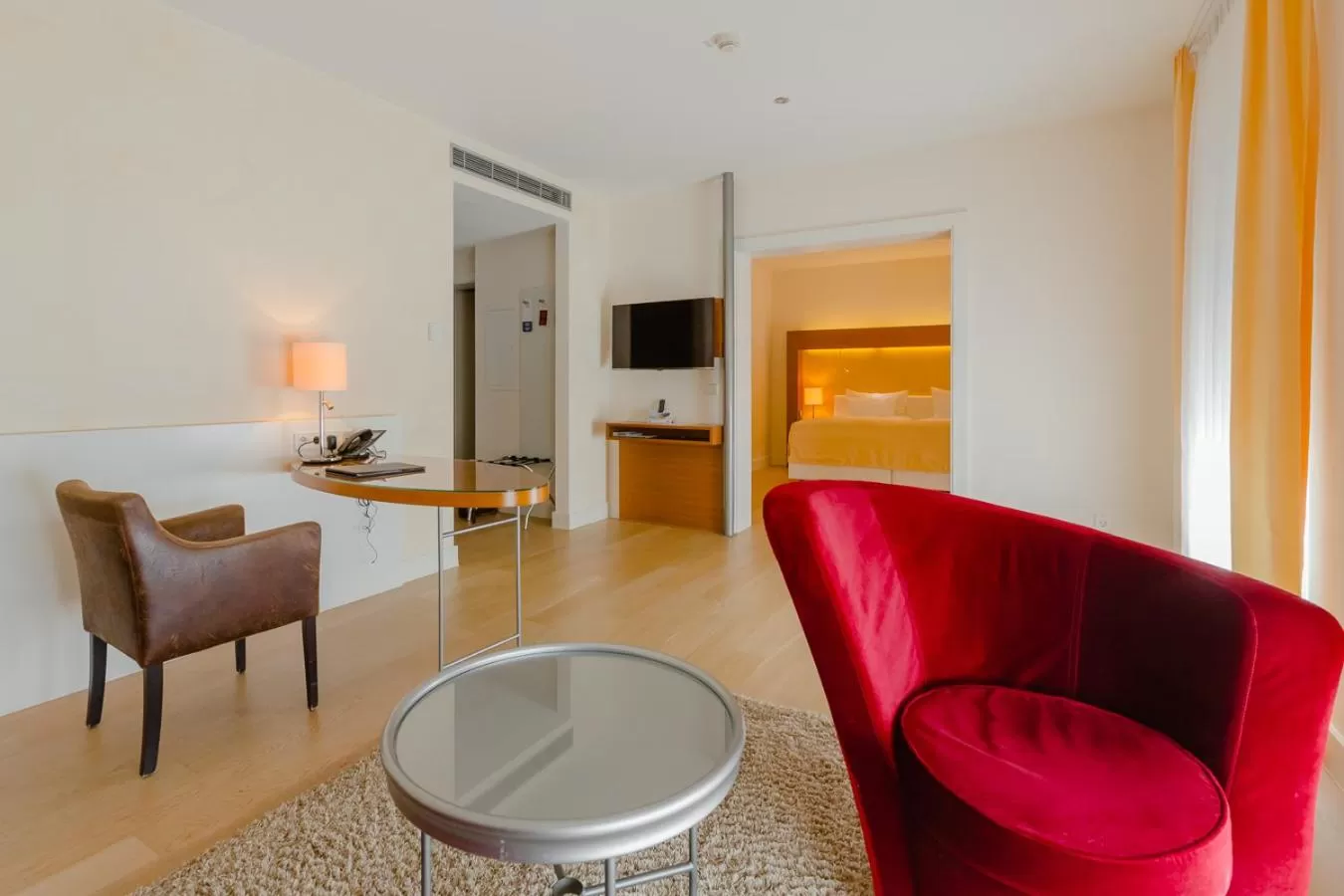 Living room, Bed in Aqua Aurelia Suitenhotel an den Thermen