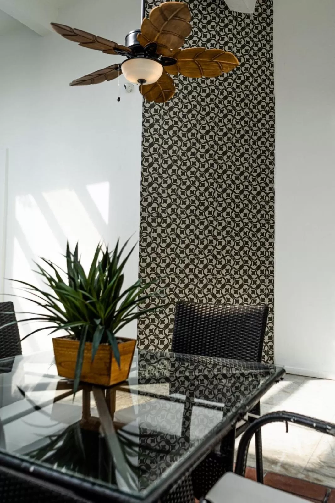 Property building in Navona Studios