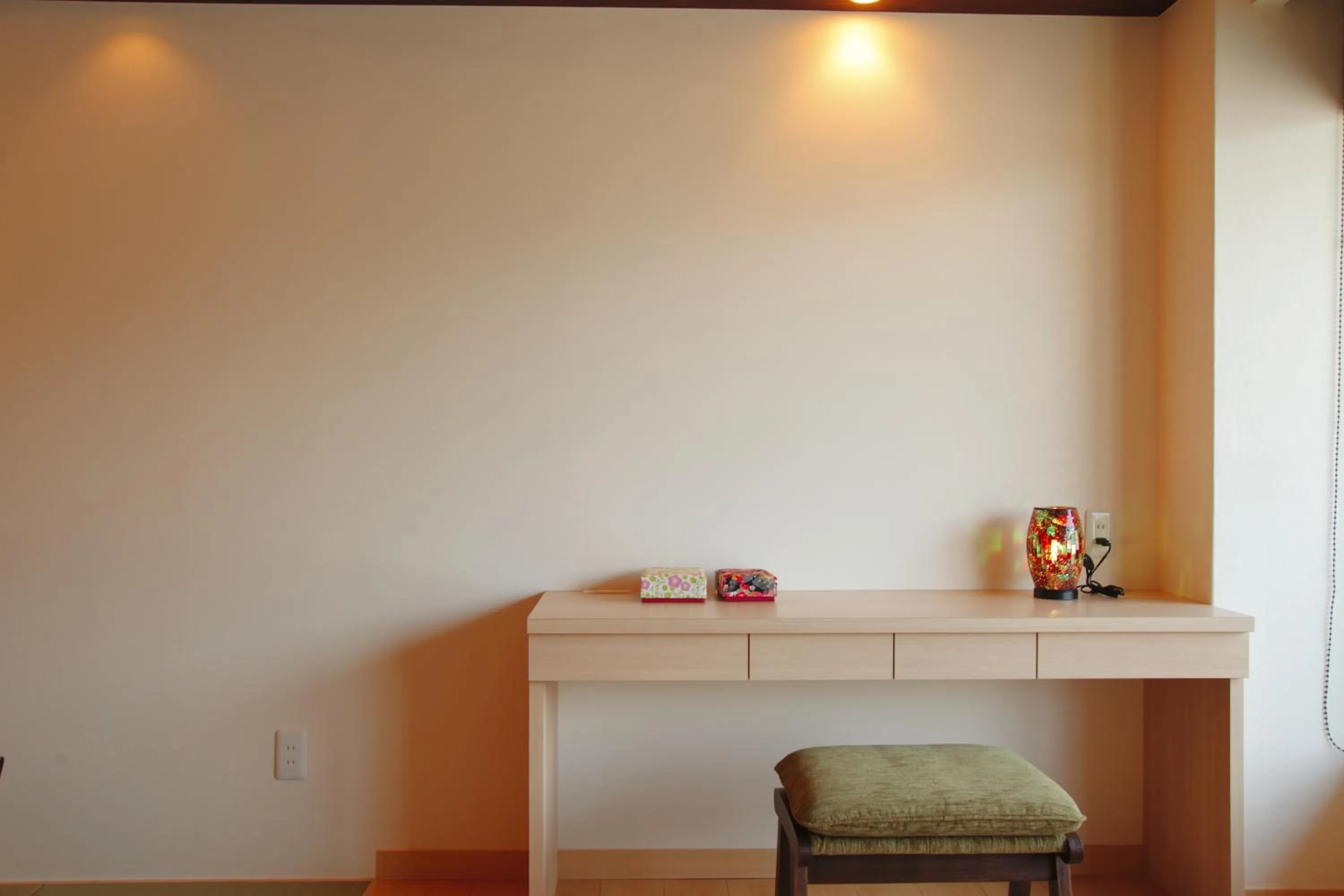 hair dresser in Sakaeya