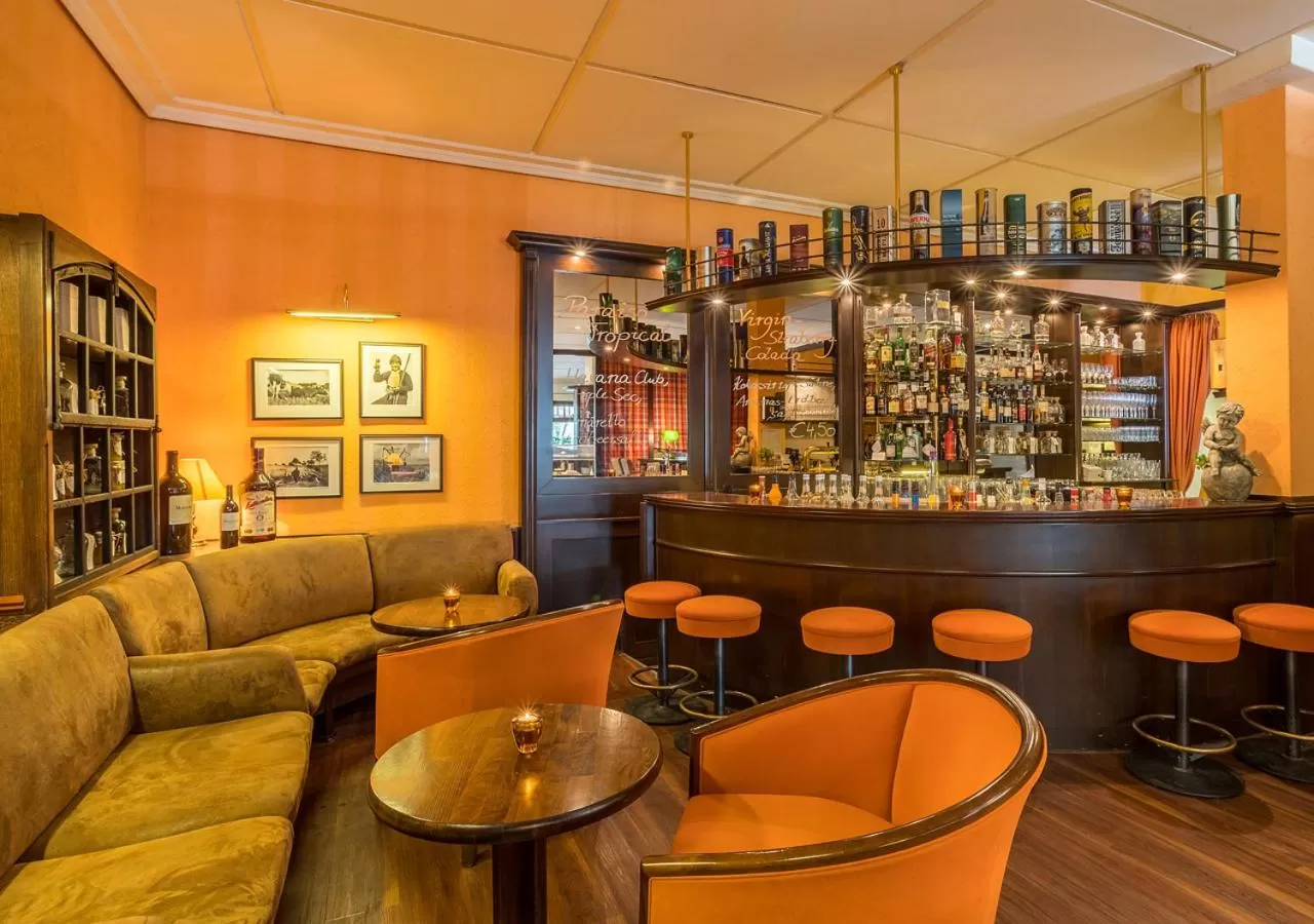 Lounge or bar in Ringhotel Warnemünder Hof