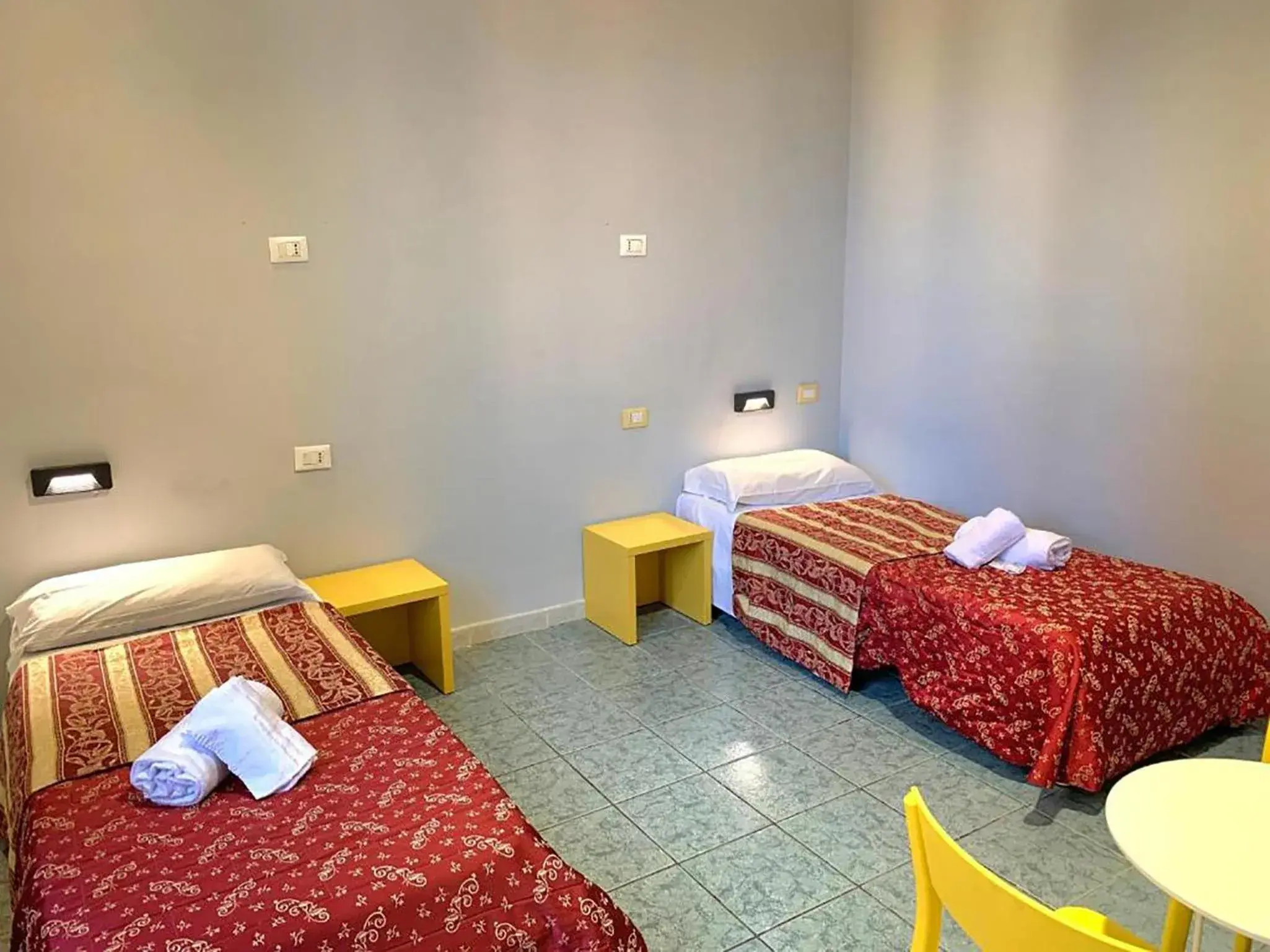 Comfort Quadruple Room in Hostel Legends Comfort Quadruple Room in Hostel Legends